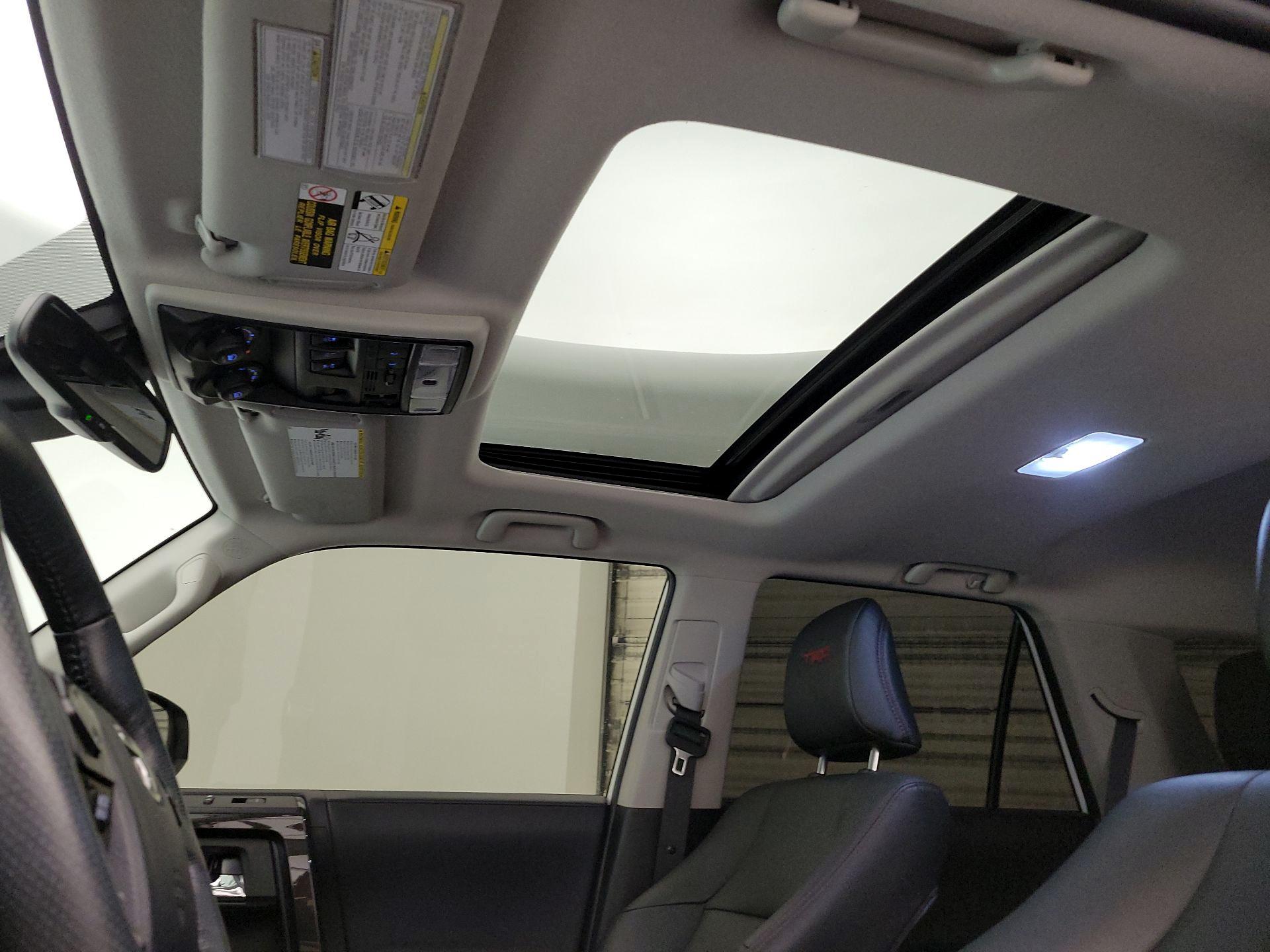 Thumbnail: 2023 Toyota 4Runner - 20