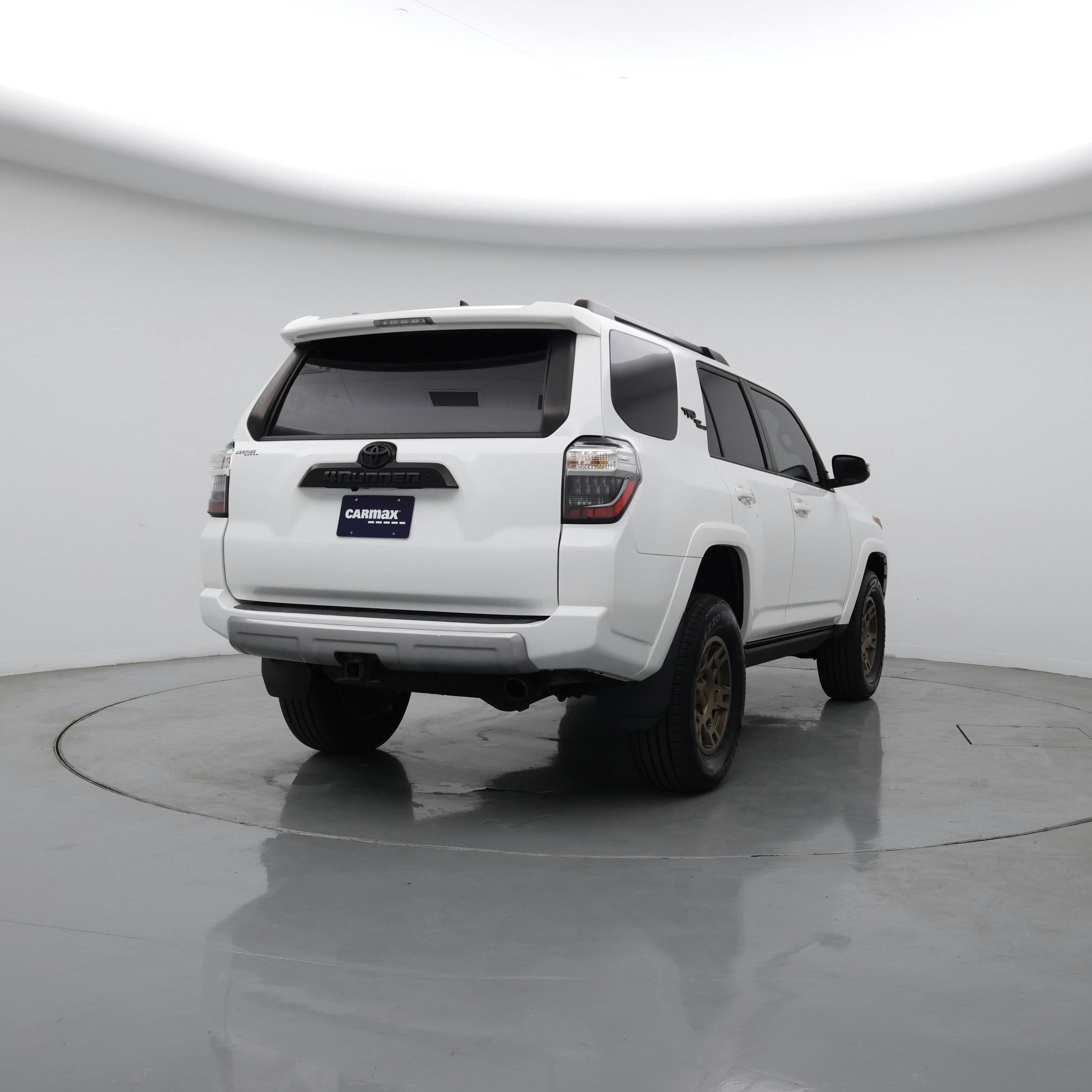 Thumbnail: 2023 Toyota 4Runner - 8