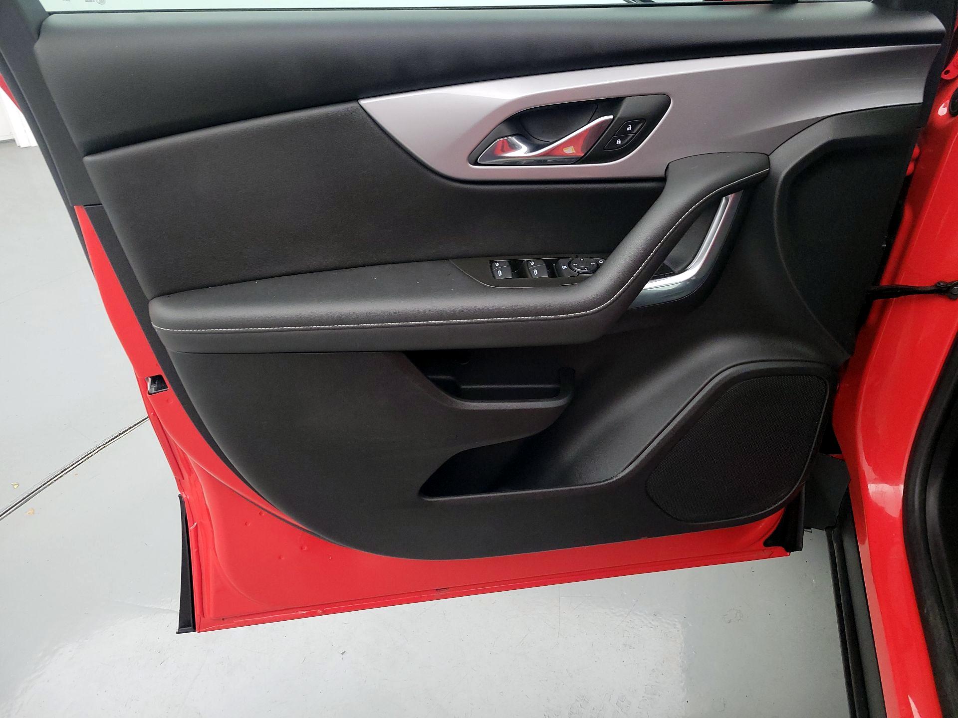 Thumbnail: 2025 Chevrolet Blazer - 12