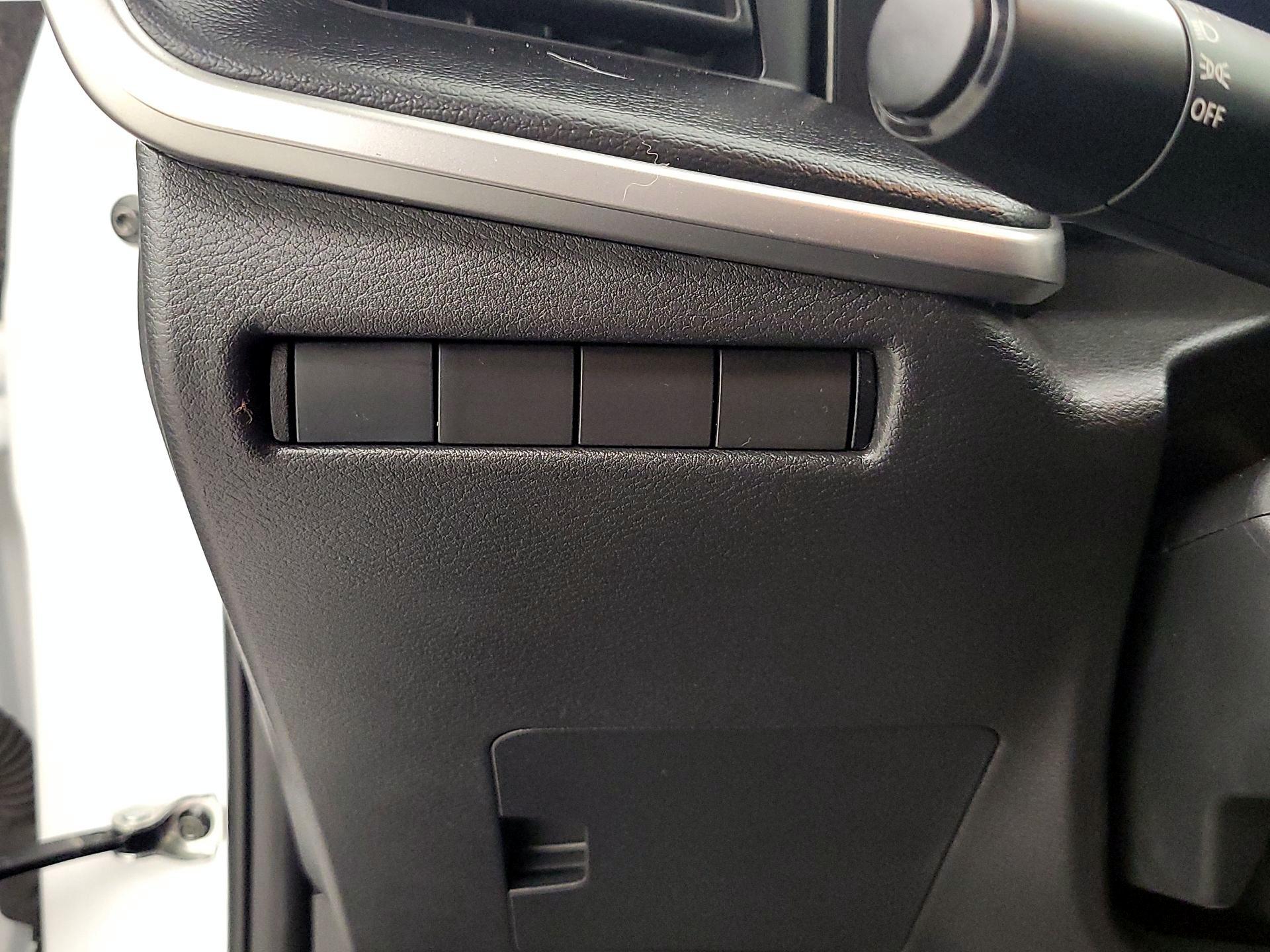 Thumbnail: 2025 Nissan Kicks - 13