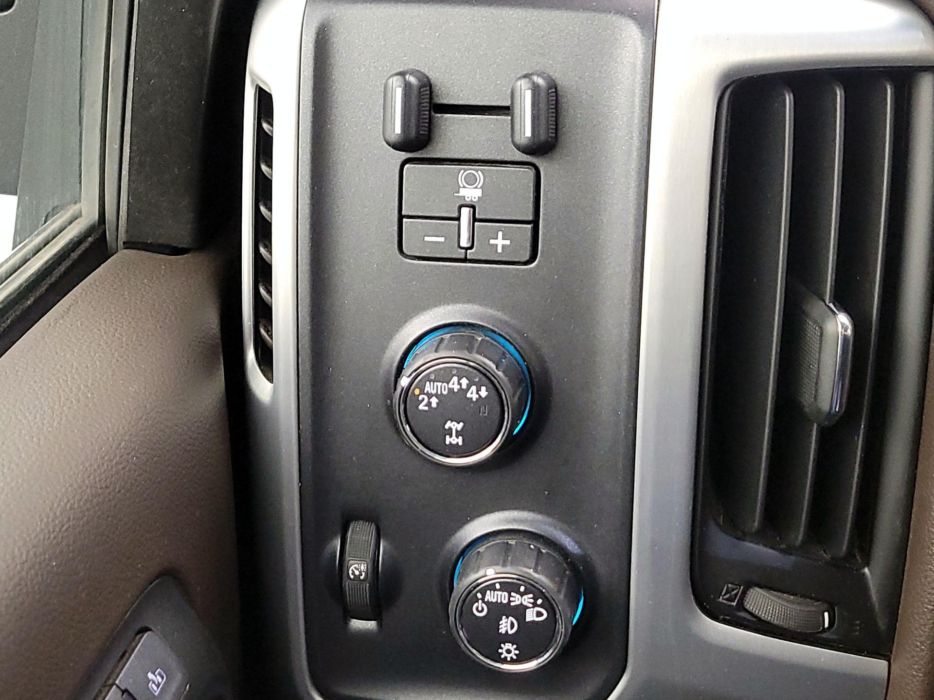 Thumbnail: 2017 GMC Sierra 1500 - 13