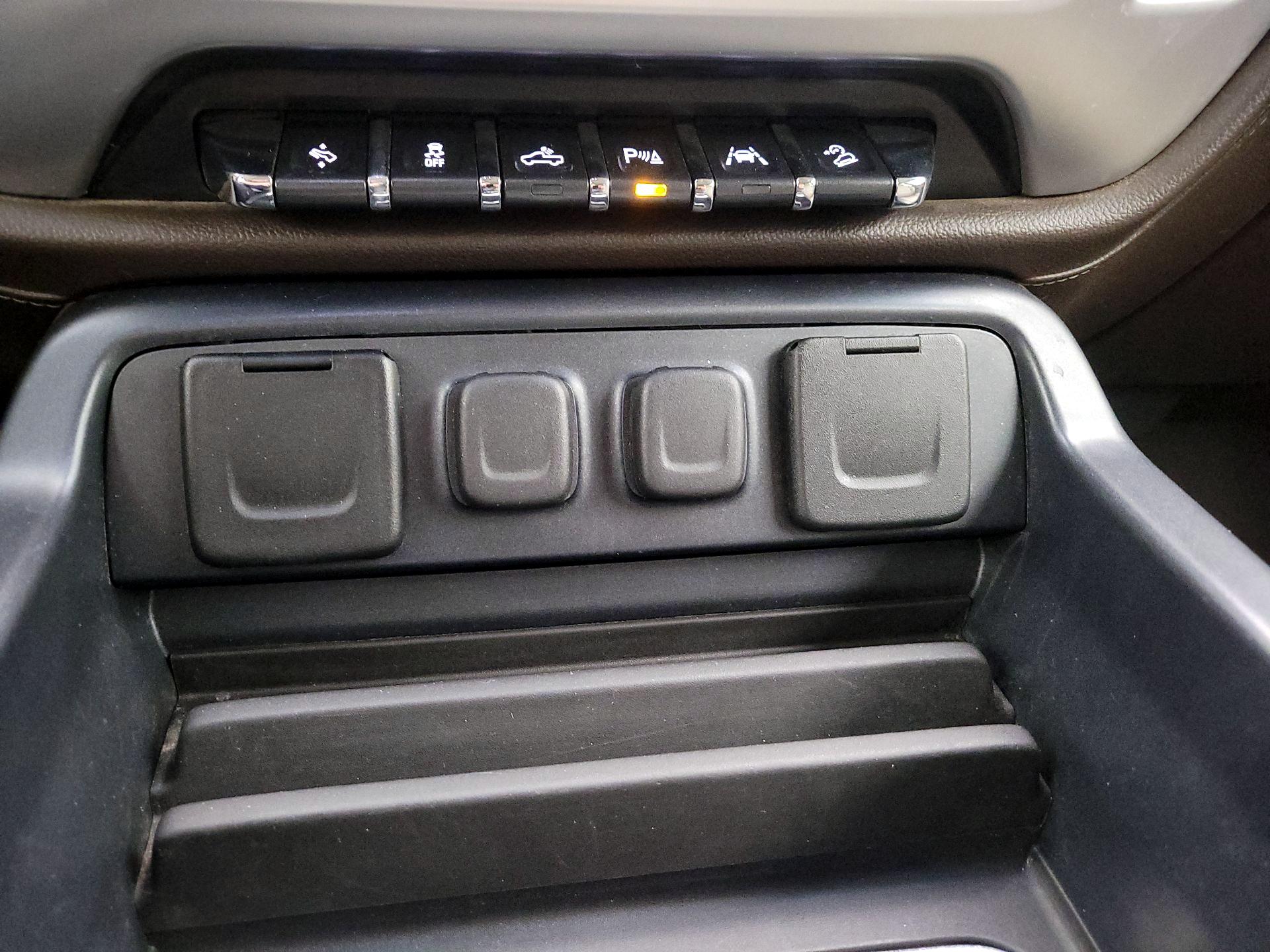 Thumbnail: 2017 GMC Sierra 1500 - 18