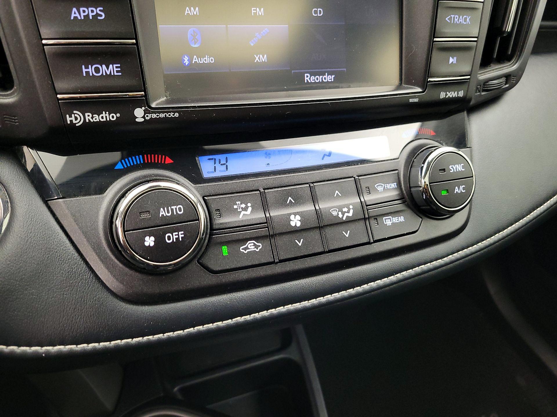 Thumbnail: 2018 Toyota RAV4 - 16