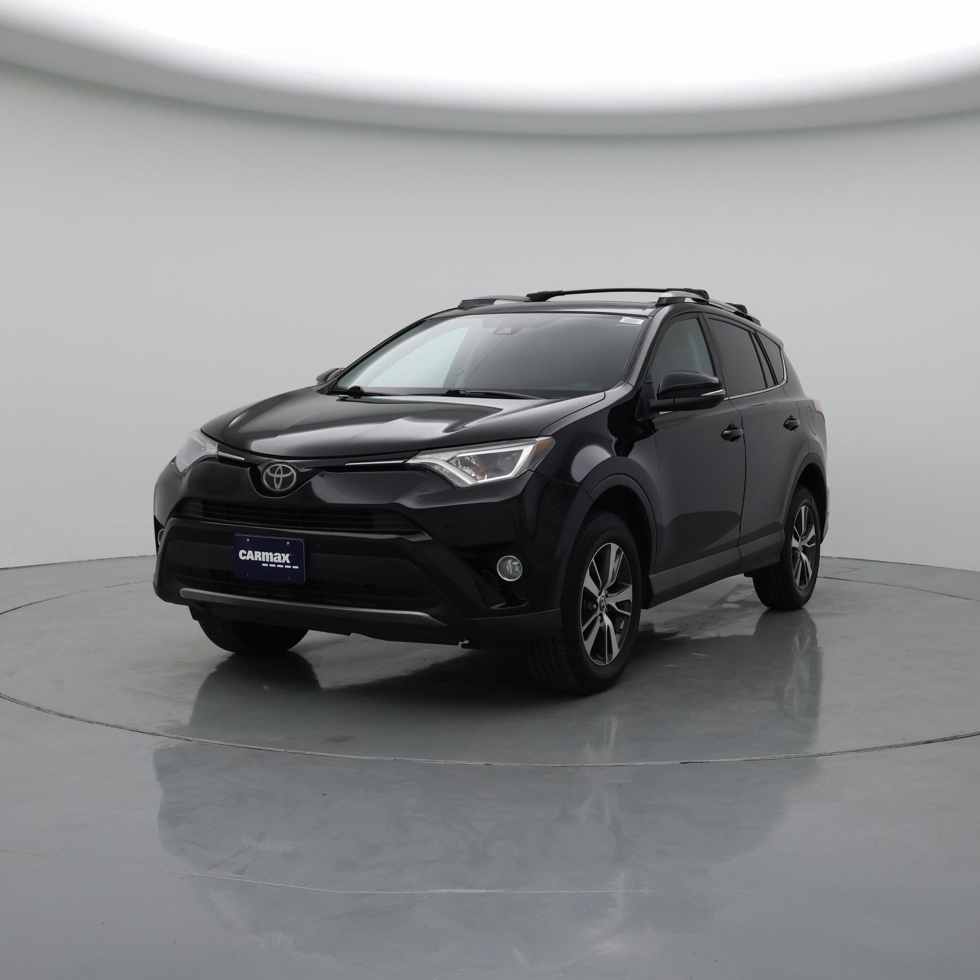 Thumbnail: 2018 Toyota RAV4 - 4