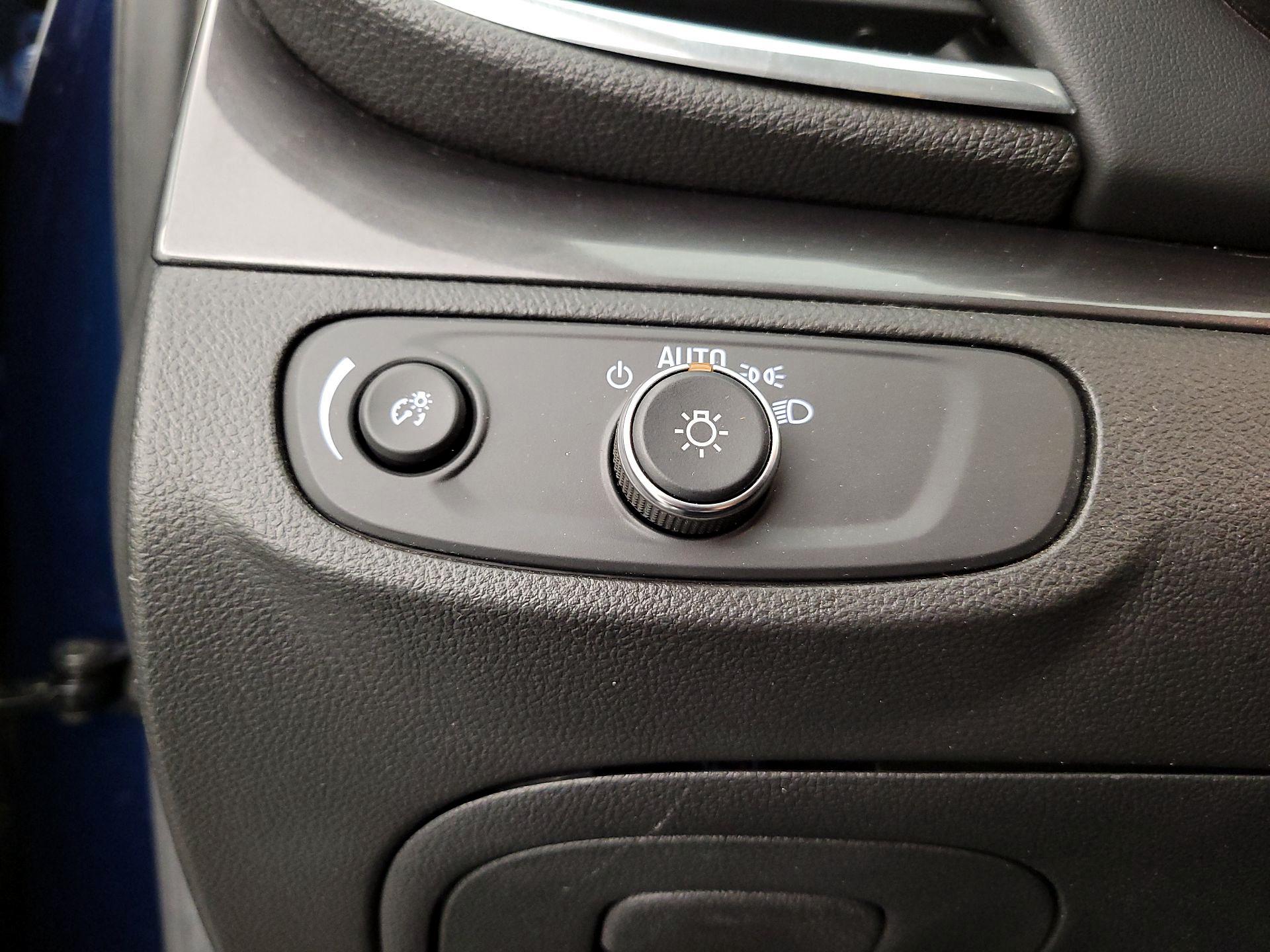 Thumbnail: 2020 Buick Encore - 13