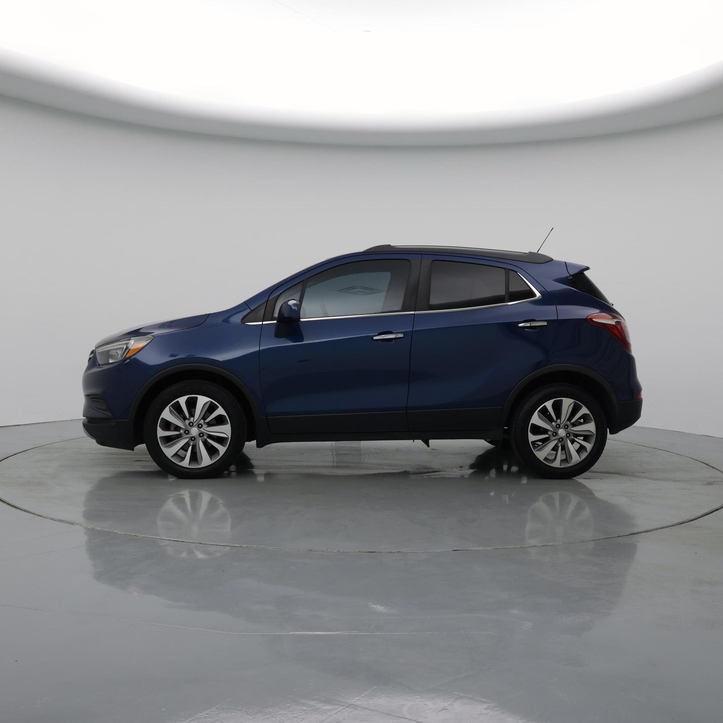 Thumbnail: 2020 Buick Encore - 3