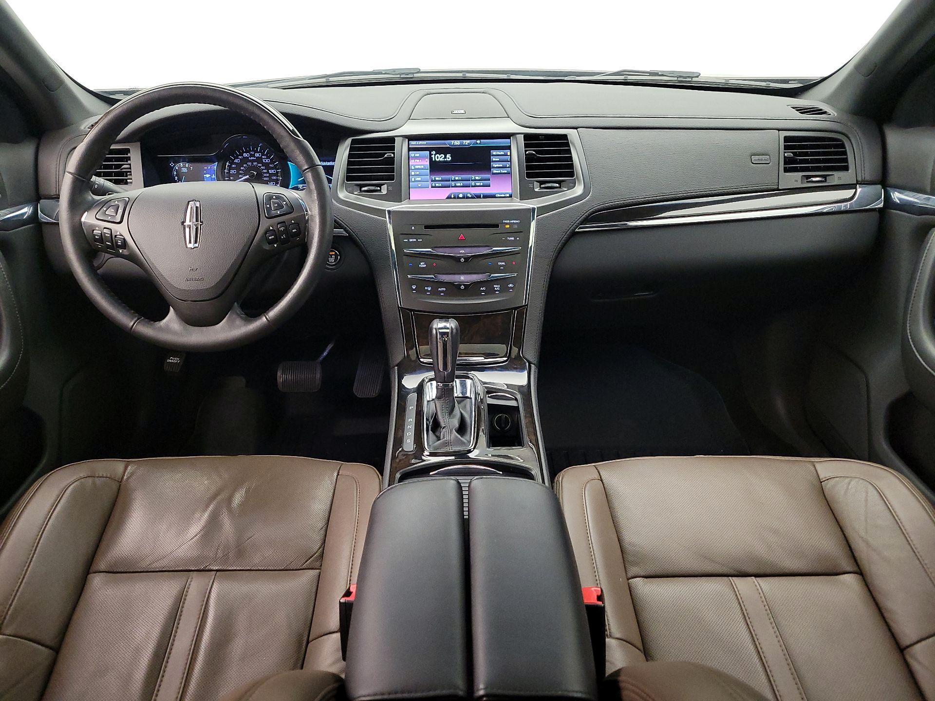 Thumbnail: 2015 Lincoln MKS - 9