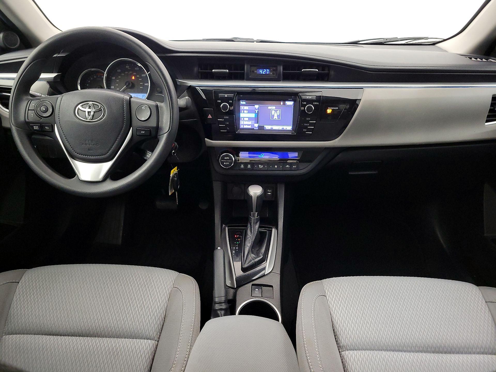 Thumbnail: 2015 Toyota Corolla - 9