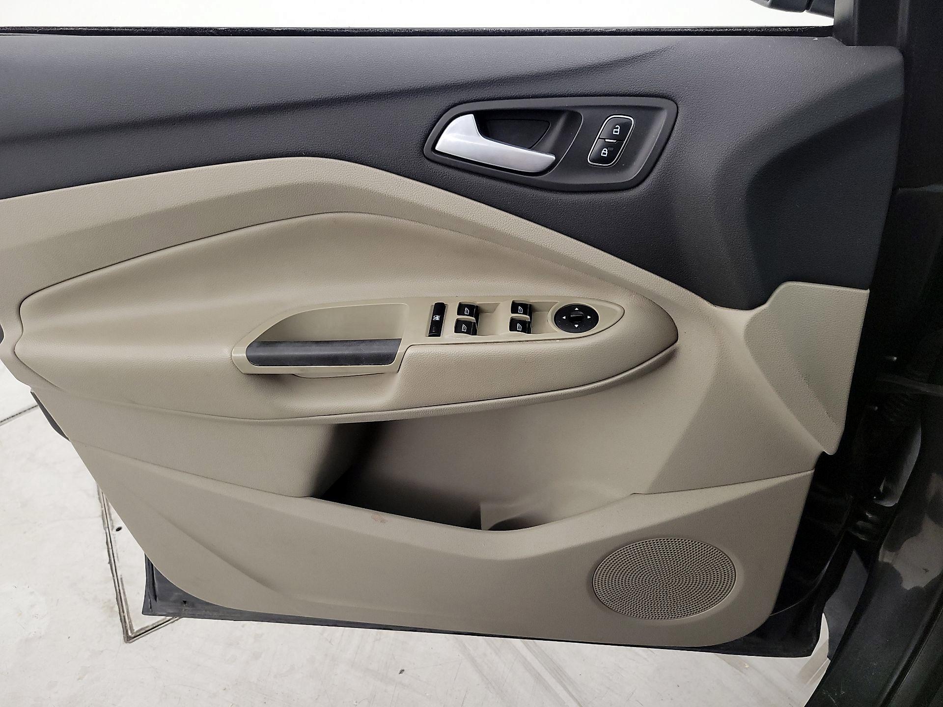 Thumbnail: 2018 Ford Escape - 10