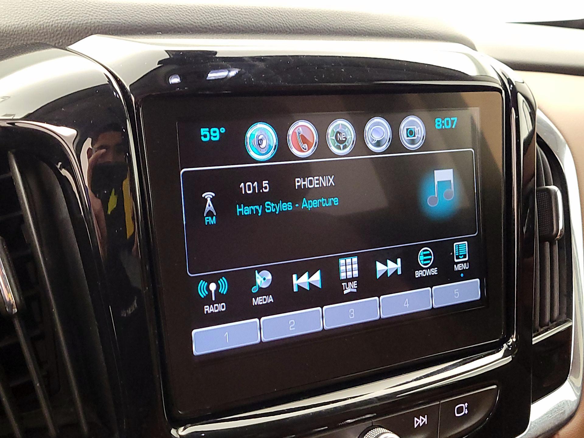 Thumbnail: 2018 Chevrolet Traverse - 16