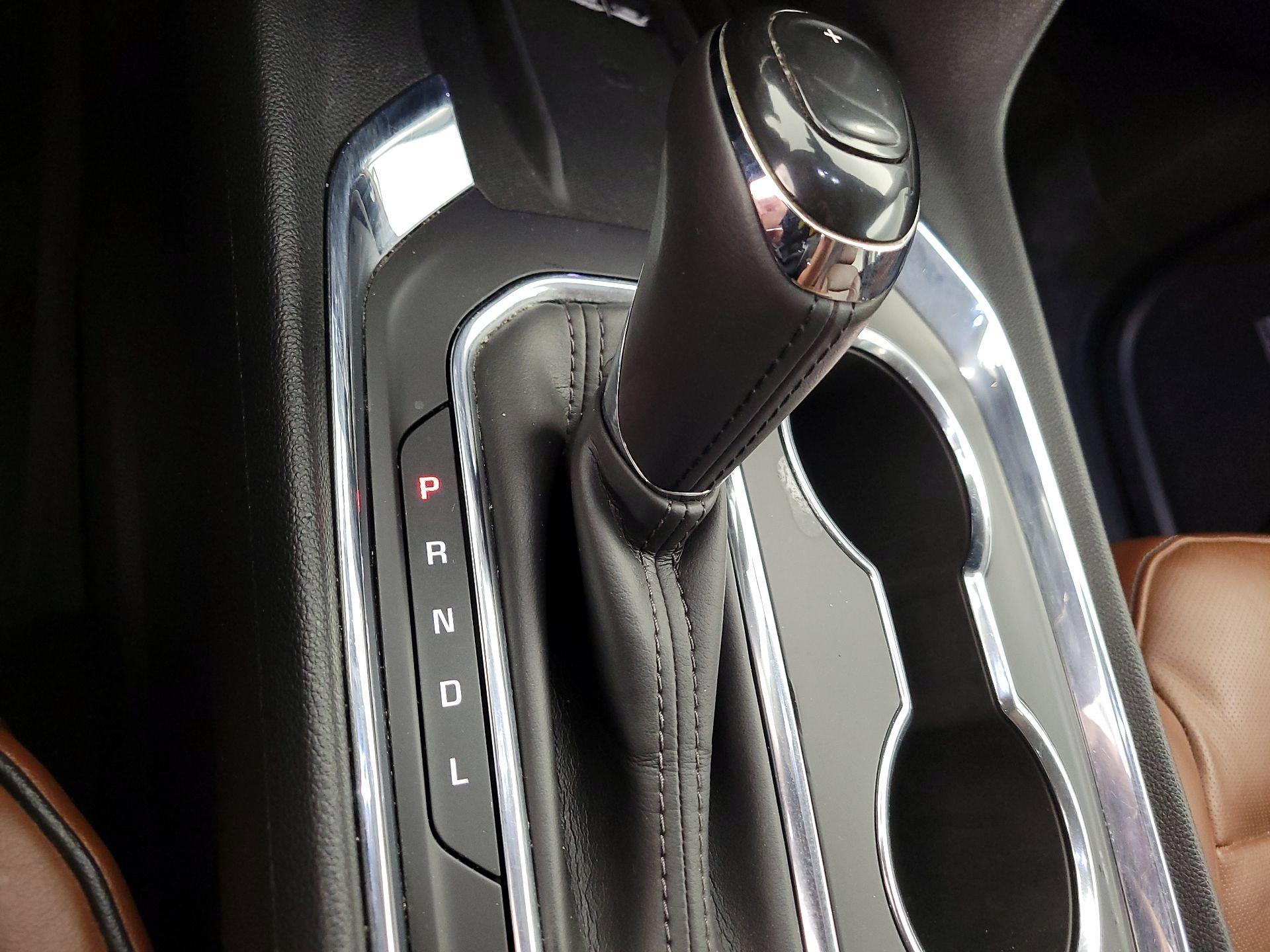 Thumbnail: 2018 Chevrolet Traverse - 18