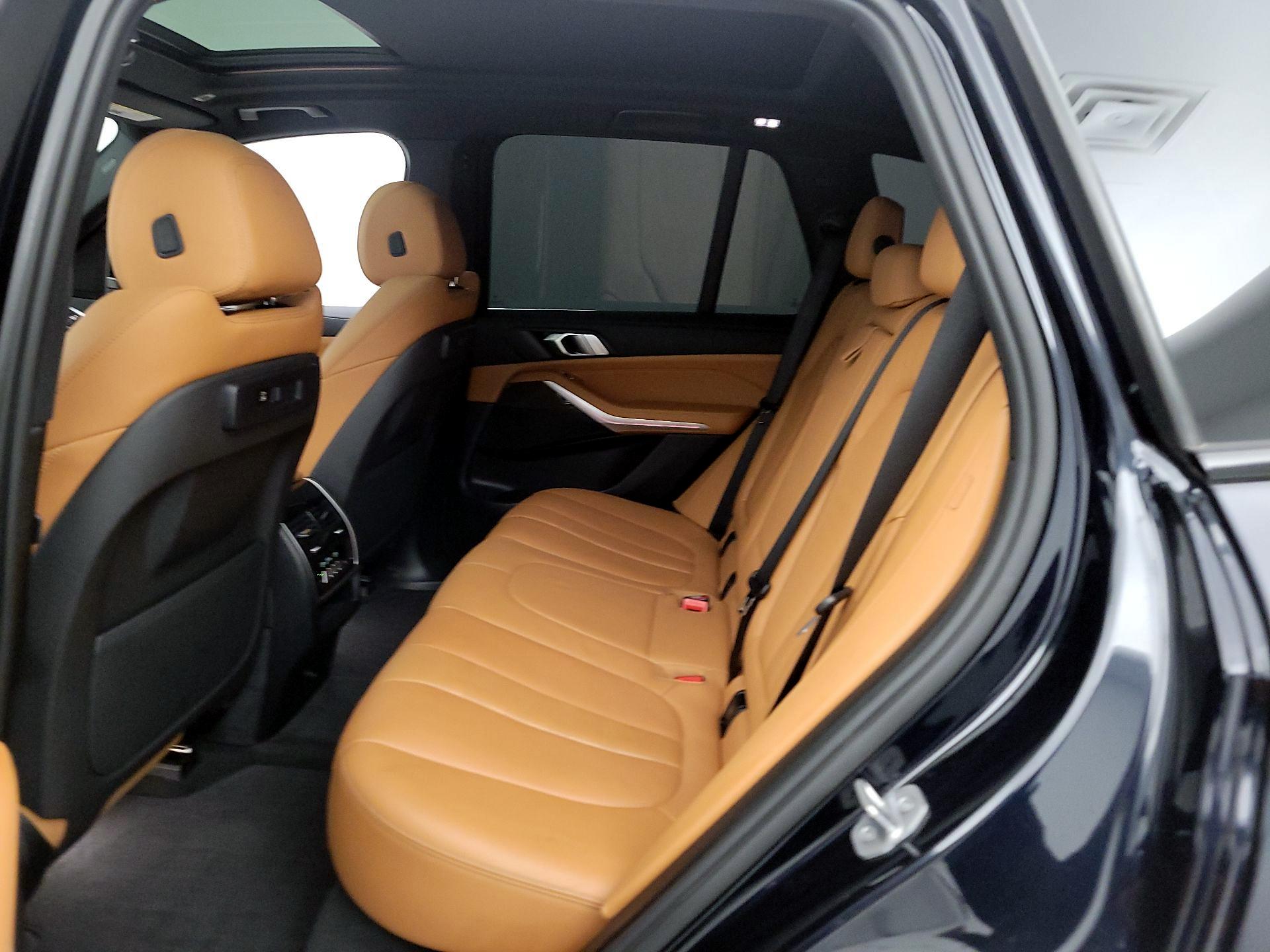 Thumbnail: 2022 BMW X5 - 20