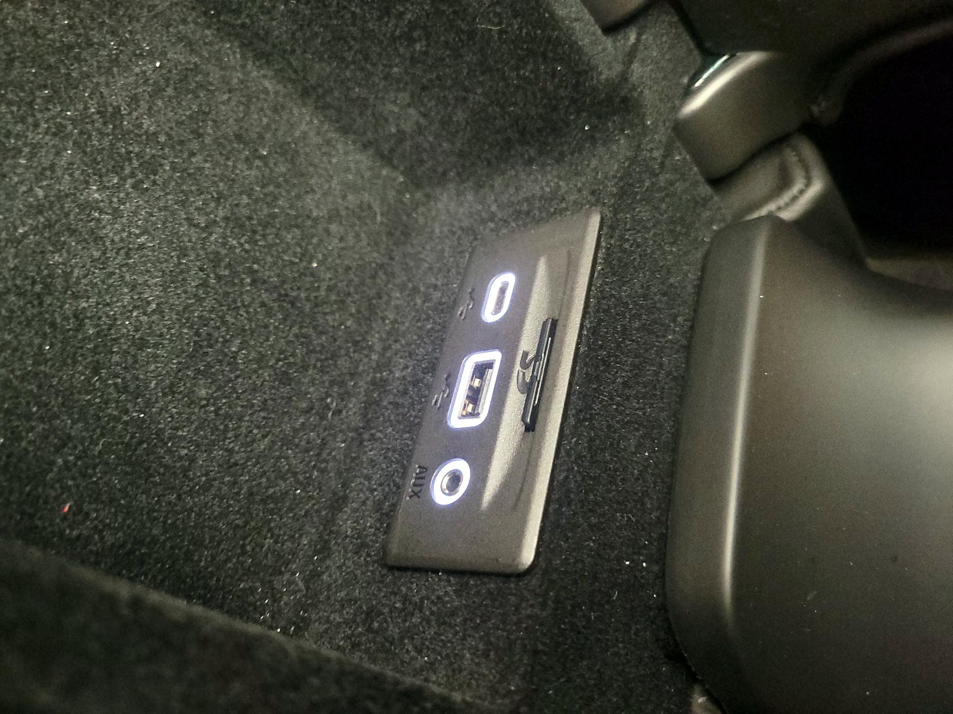 Thumbnail: 2023 Chevrolet Corvette - 19