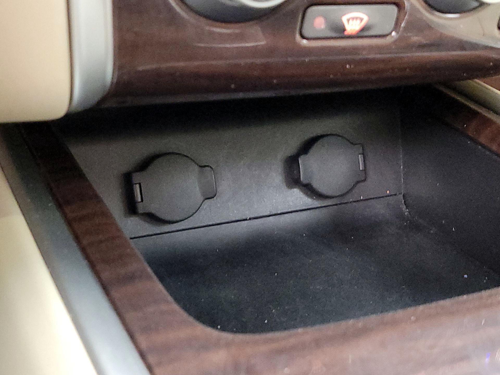 Thumbnail: 2016 Nissan Pathfinder - 18