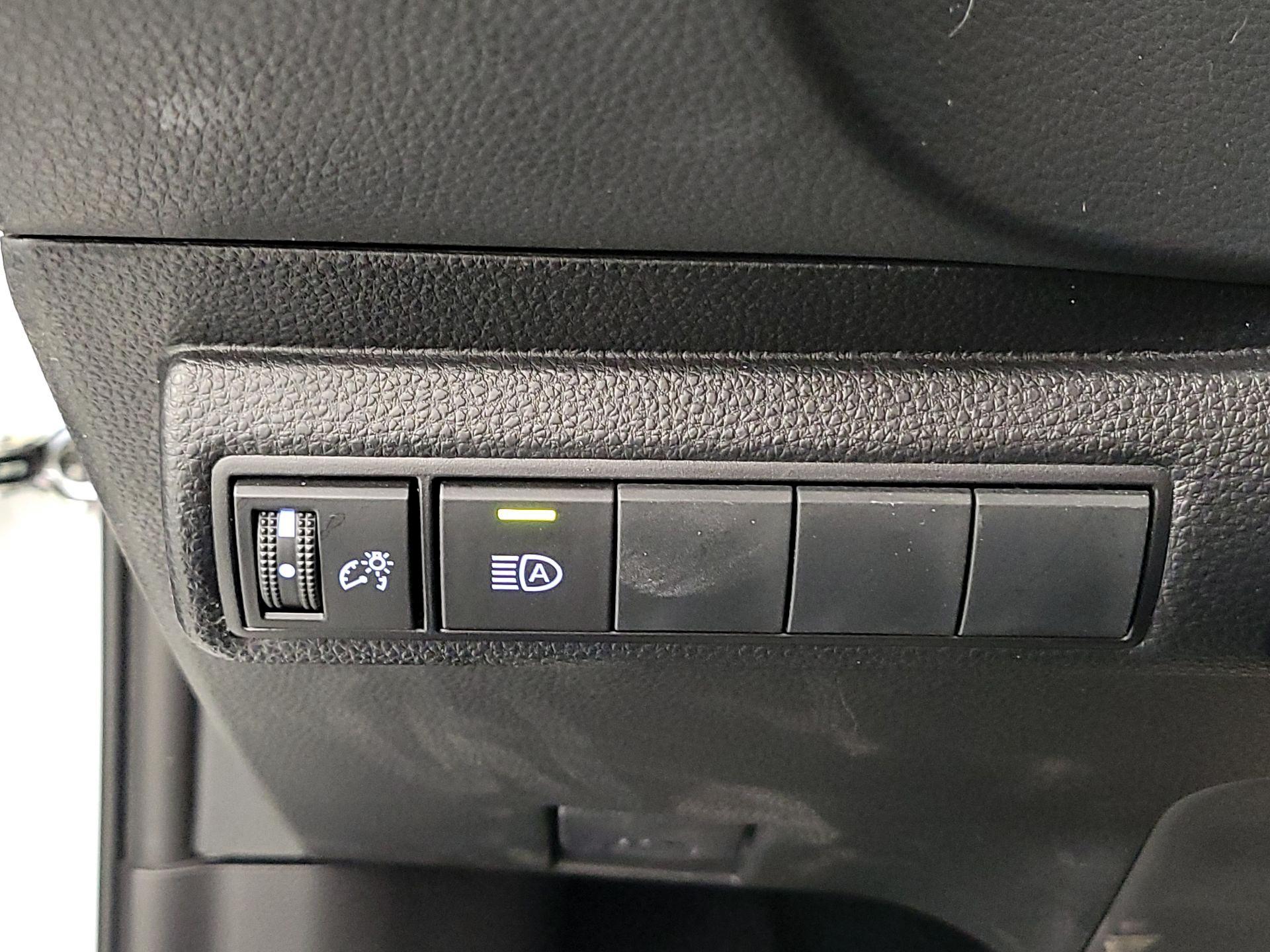 Thumbnail: 2022 Toyota Corolla - 13