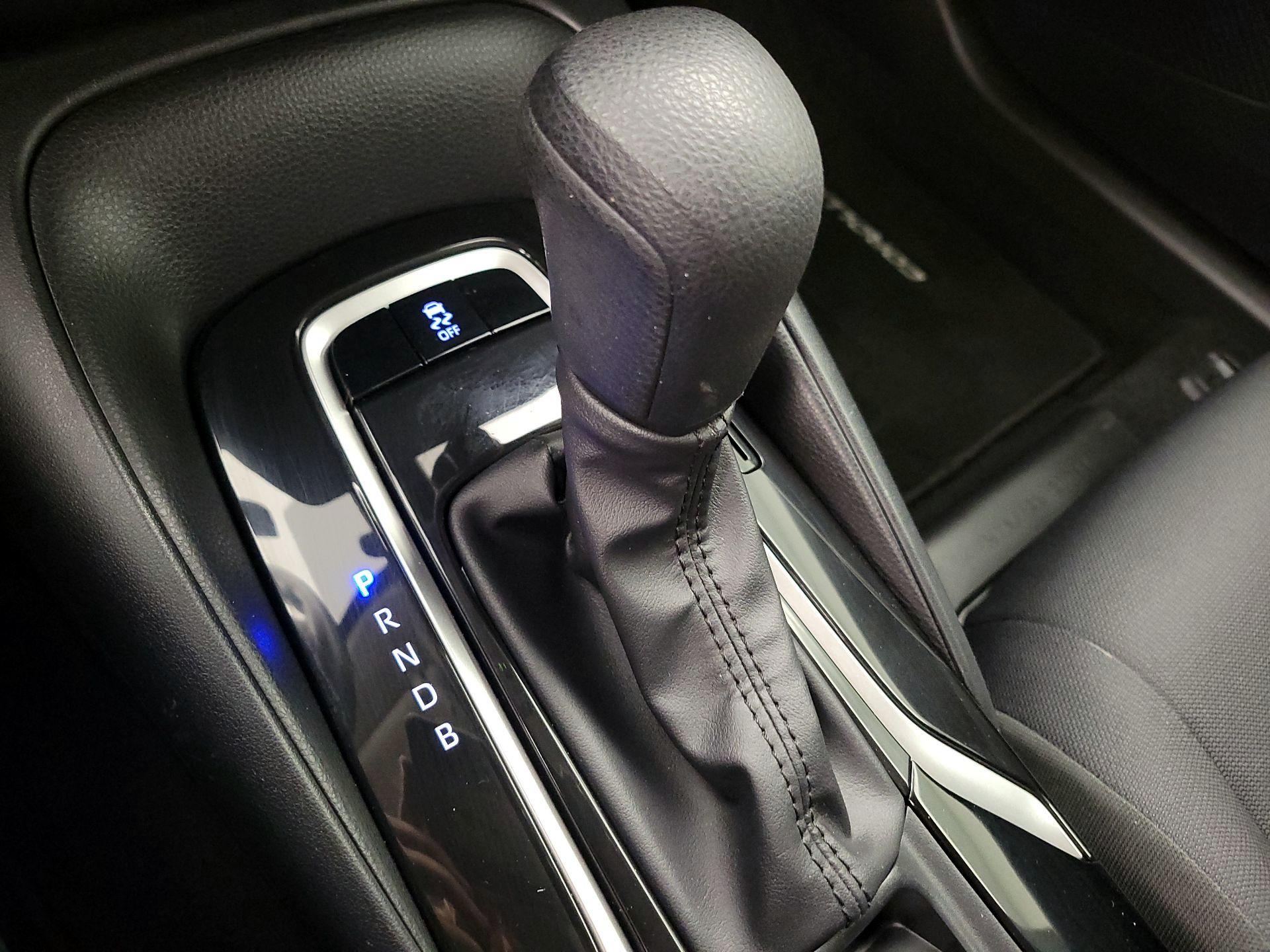 Thumbnail: 2022 Toyota Corolla - 17