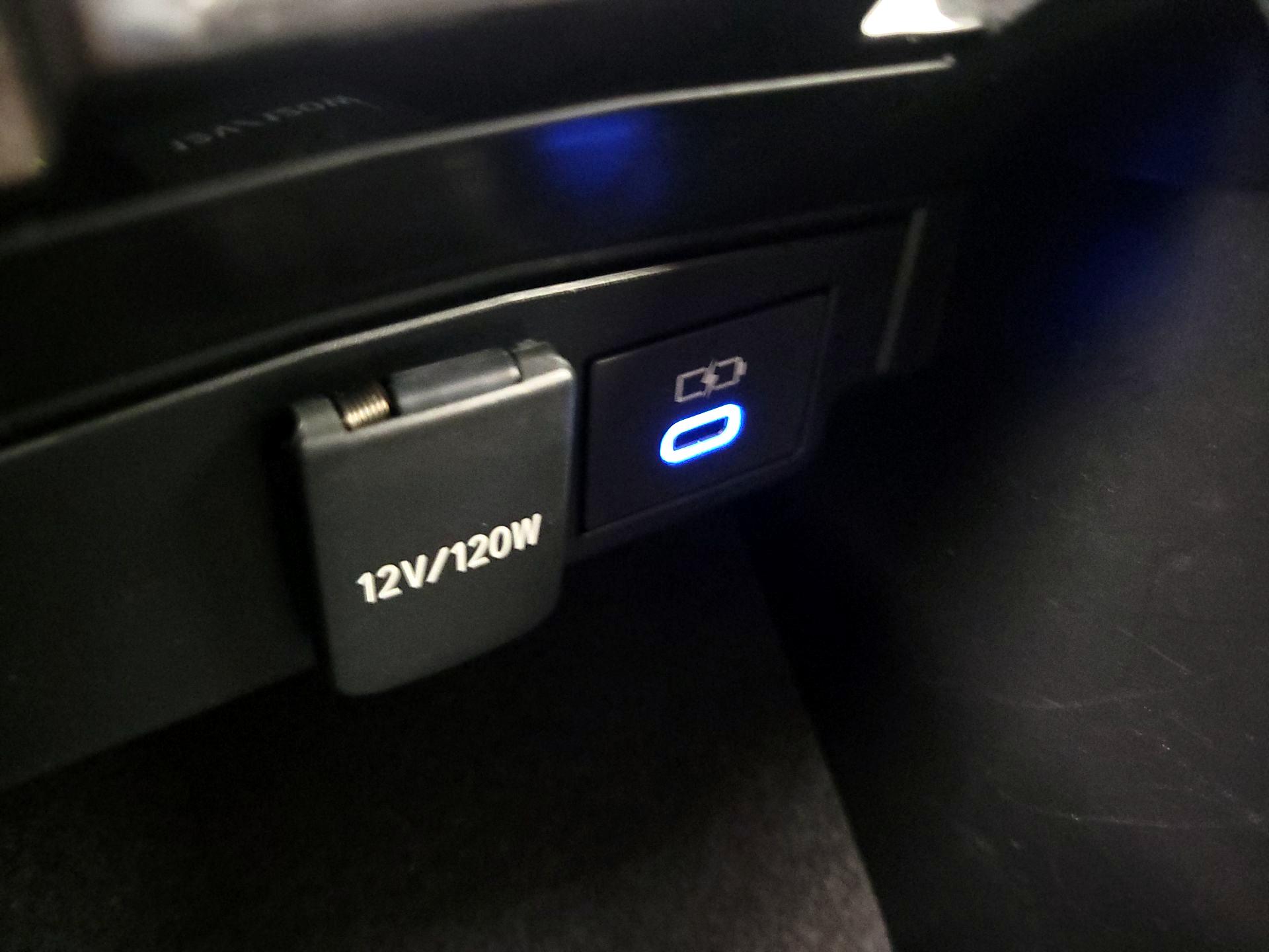 Thumbnail: 2022 Toyota Corolla - 18