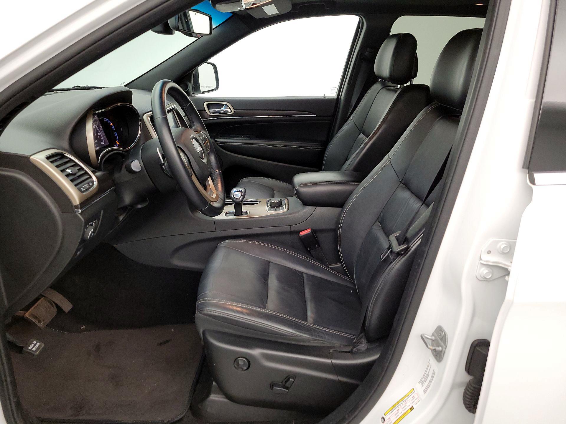 Thumbnail: 2014 Jeep Grand Cherokee - 11