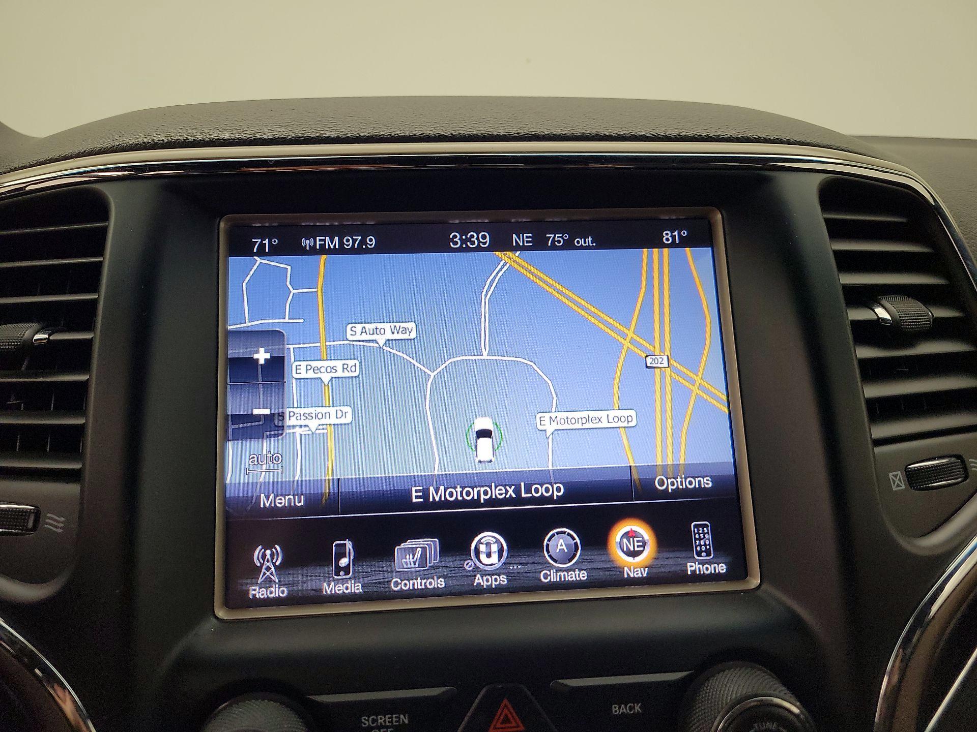 Thumbnail: 2014 Jeep Grand Cherokee - 14