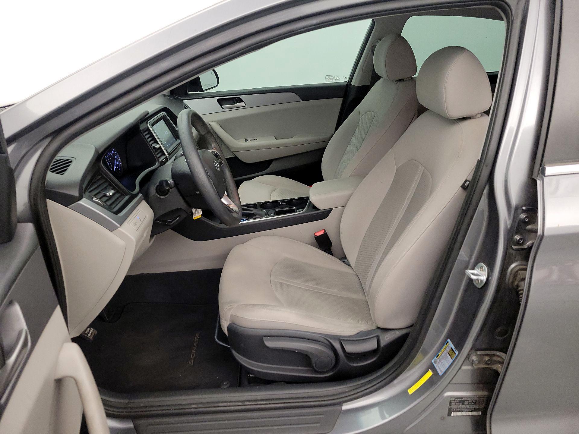 Thumbnail: 2019 Hyundai Sonata - 11