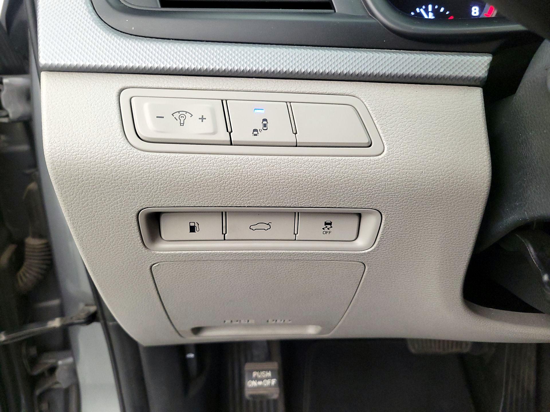 Thumbnail: 2019 Hyundai Sonata - 13