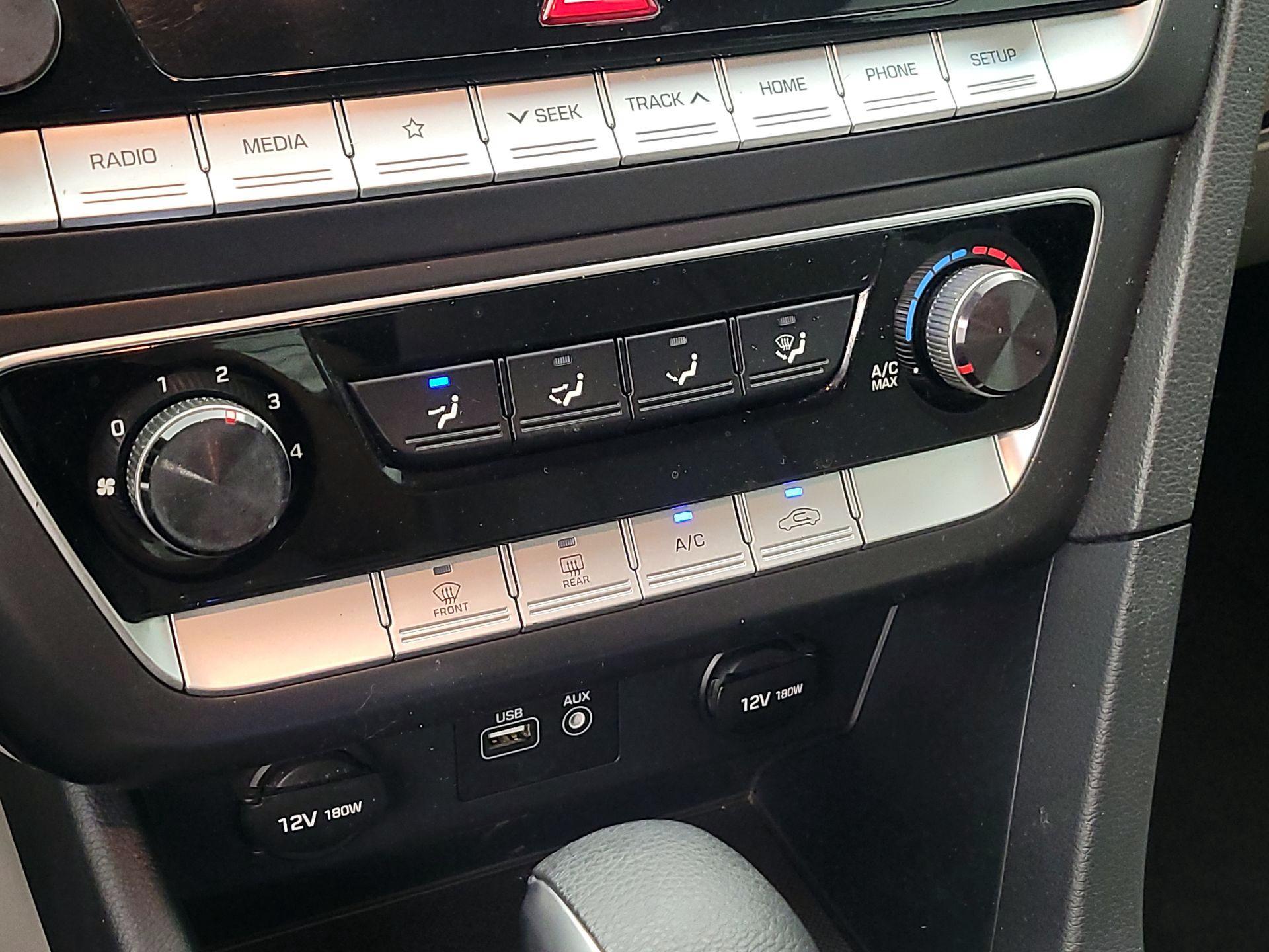 Thumbnail: 2019 Hyundai Sonata - 16