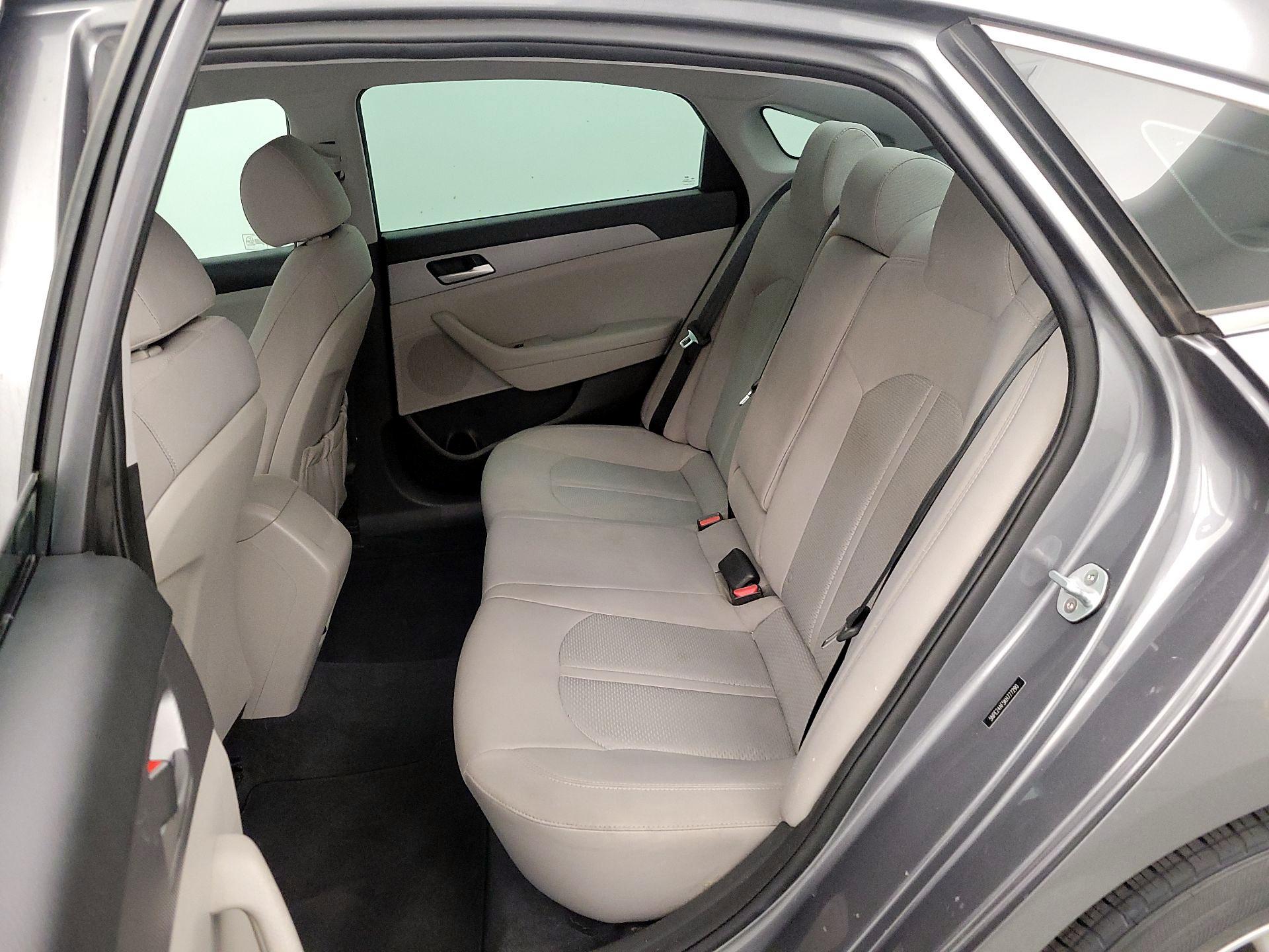 Thumbnail: 2019 Hyundai Sonata - 19