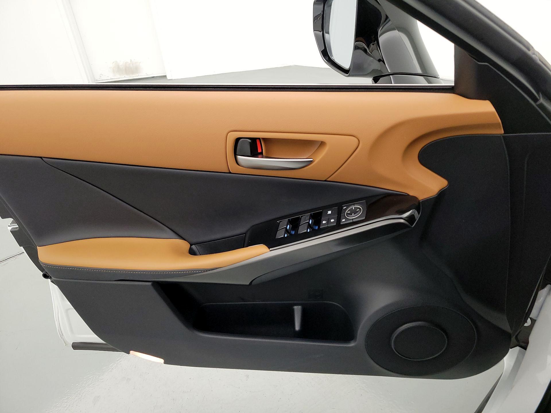 Thumbnail: 2025 Lexus IS - 12