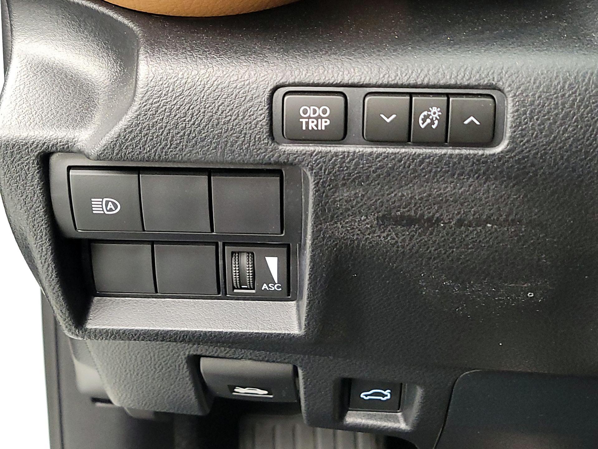 Thumbnail: 2025 Lexus IS - 13