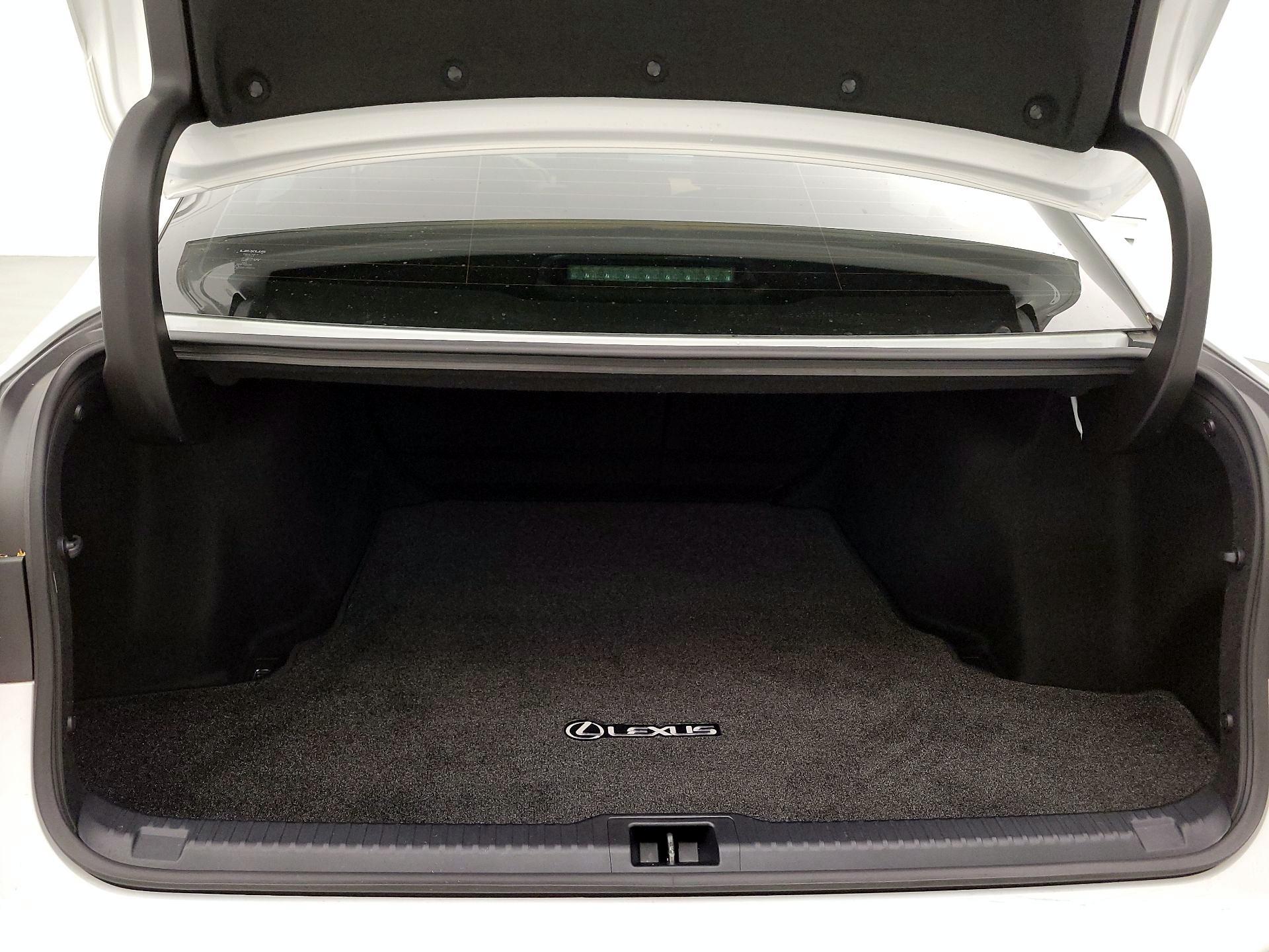 Thumbnail: 2025 Lexus IS - 20