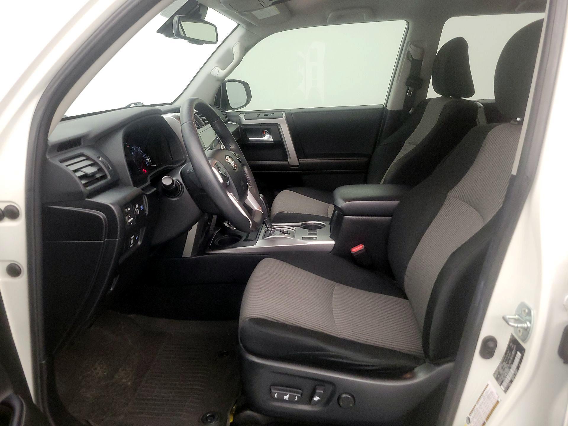 Thumbnail: 2022 Toyota 4Runner - 11