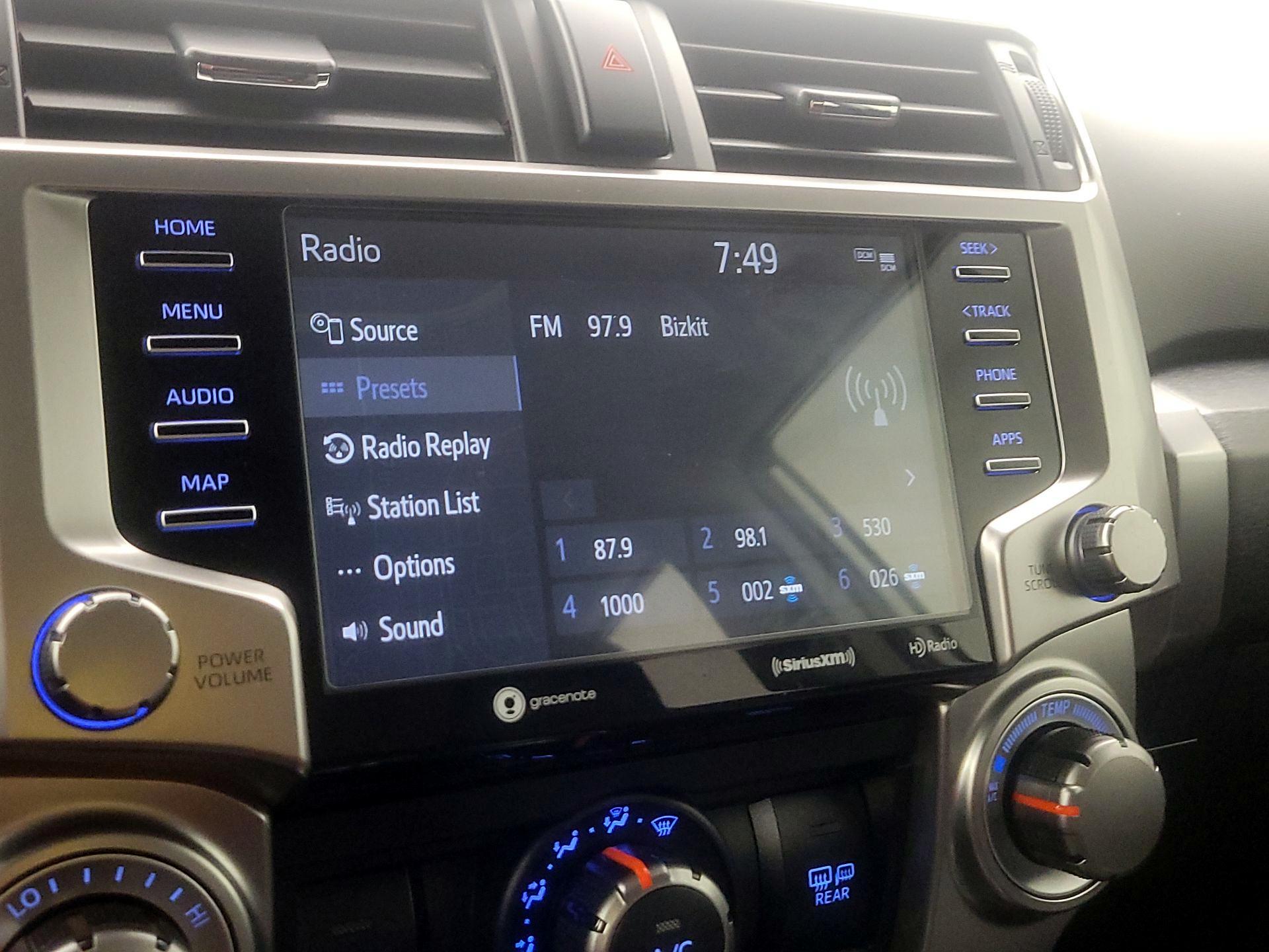 Thumbnail: 2022 Toyota 4Runner - 16