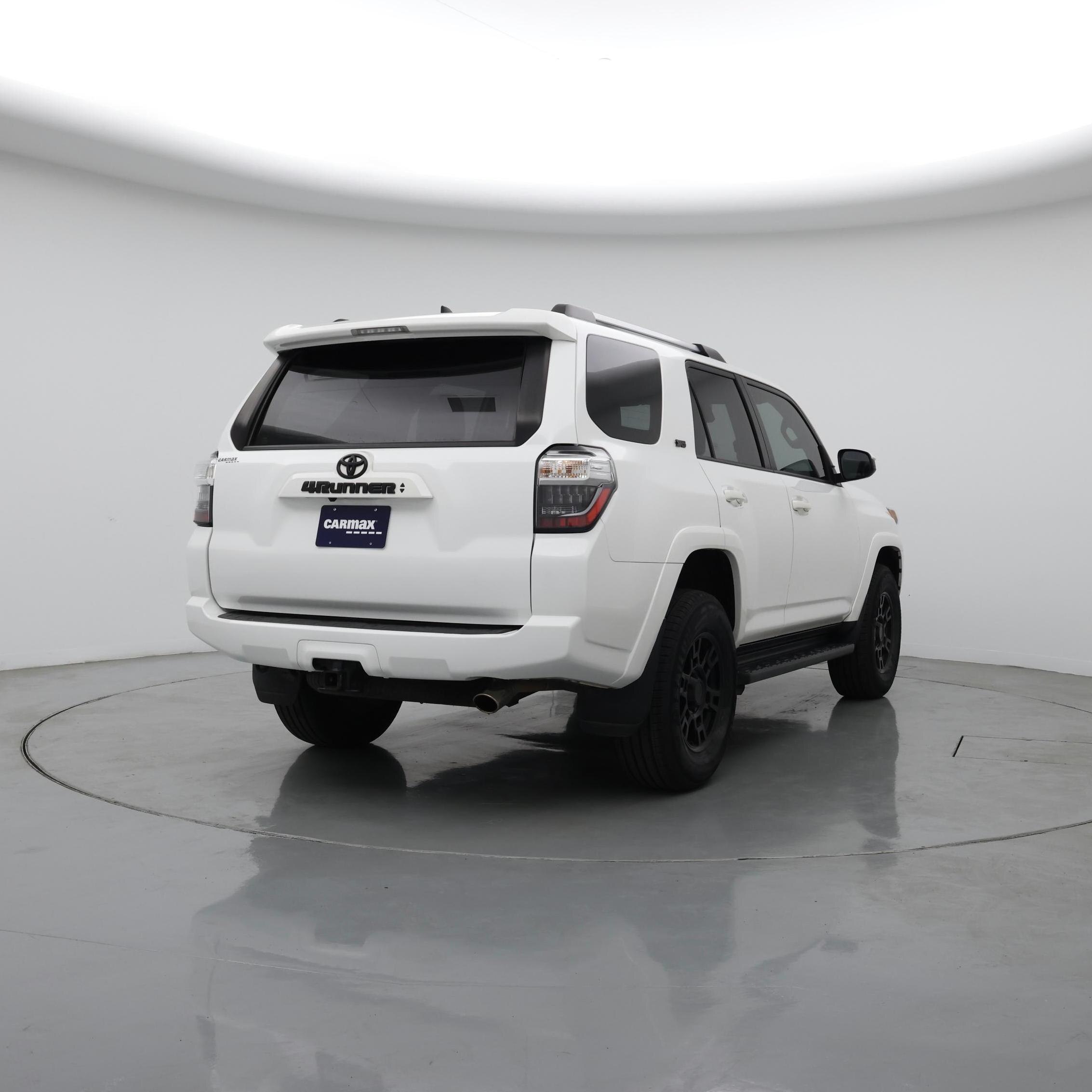 Thumbnail: 2022 Toyota 4Runner - 8