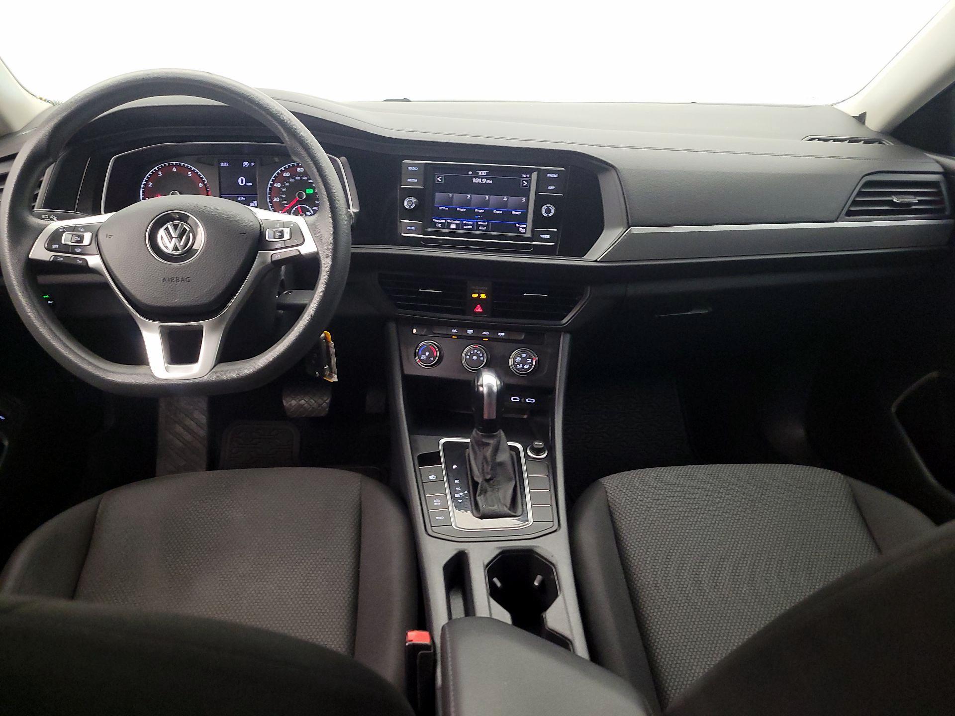 Thumbnail: 2021 Volkswagen Jetta - 9