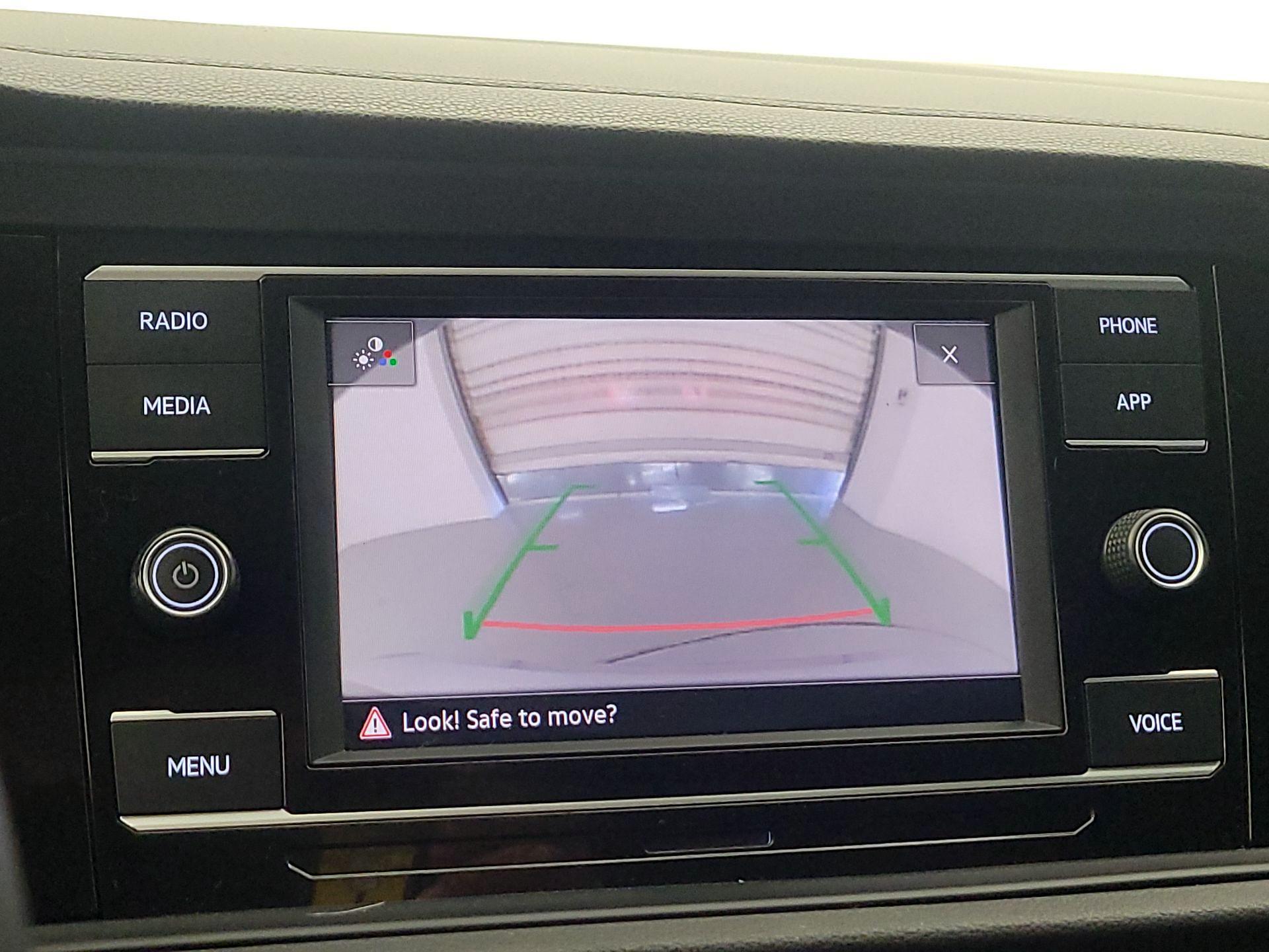 Thumbnail: 2021 Volkswagen Jetta - 14