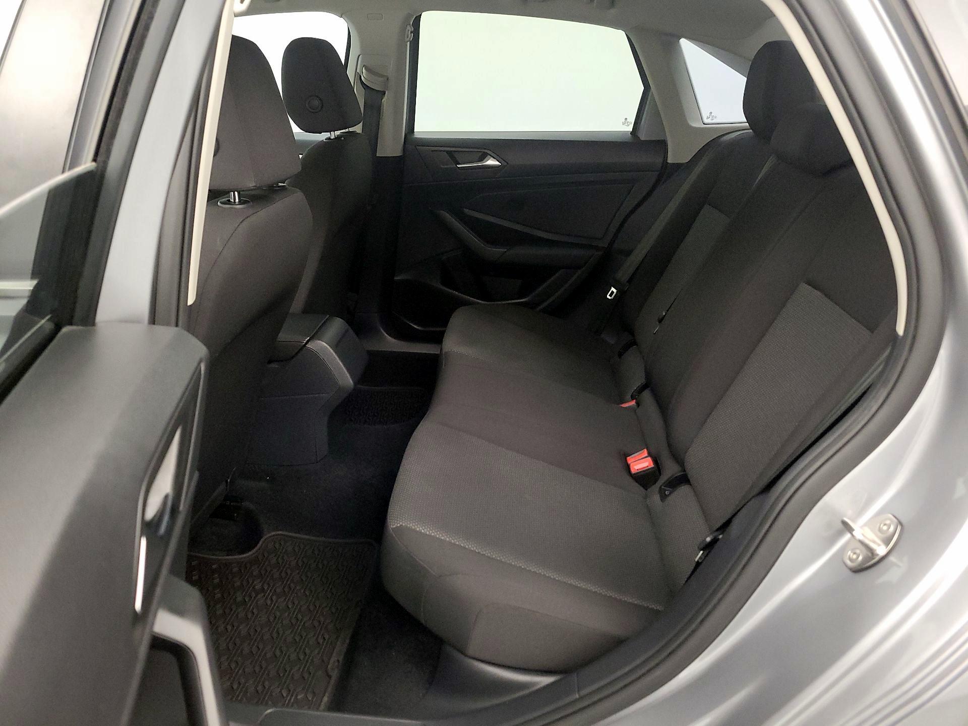 Thumbnail: 2021 Volkswagen Jetta - 19