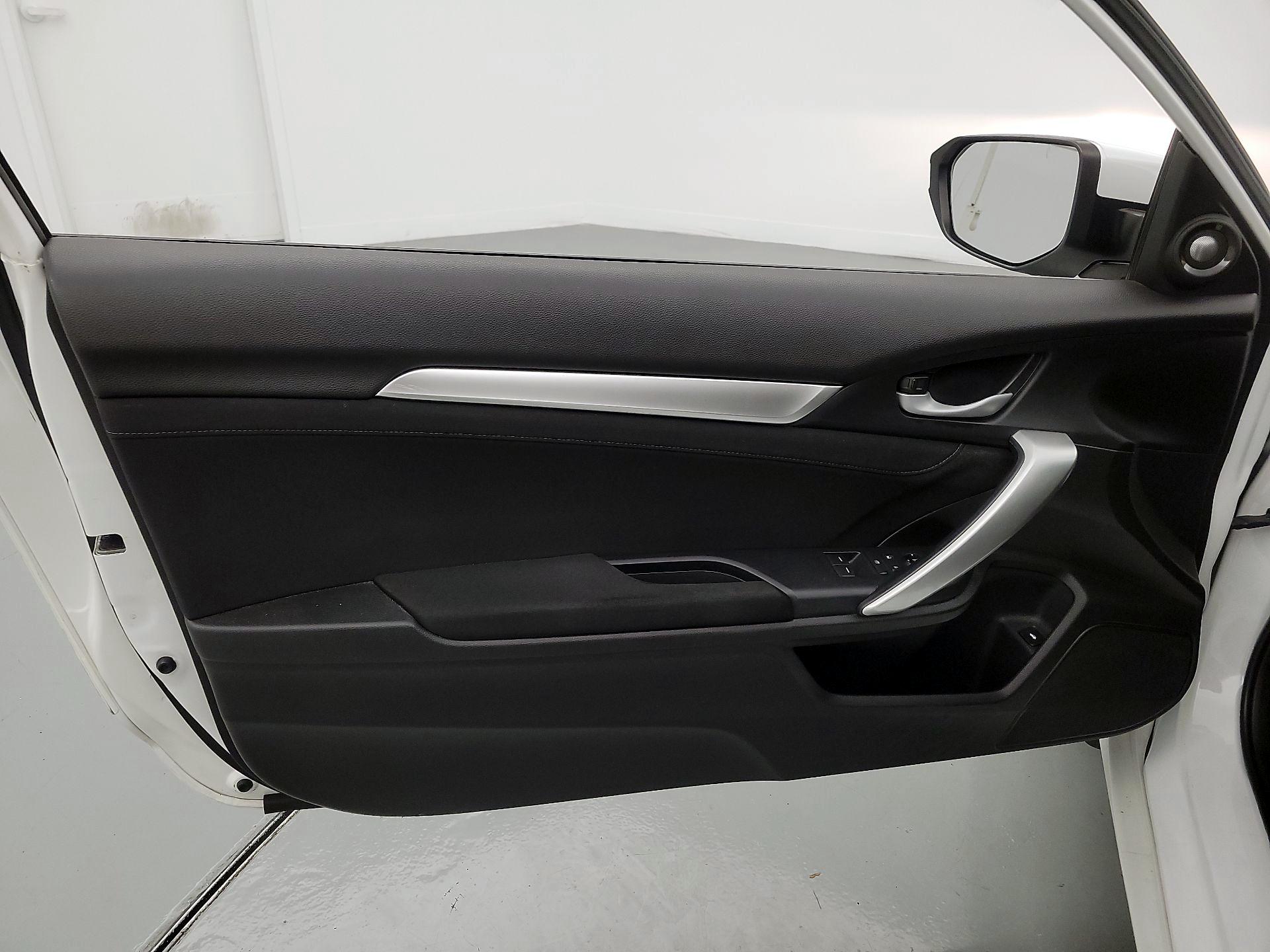 Thumbnail: 2020 Honda Civic - 12