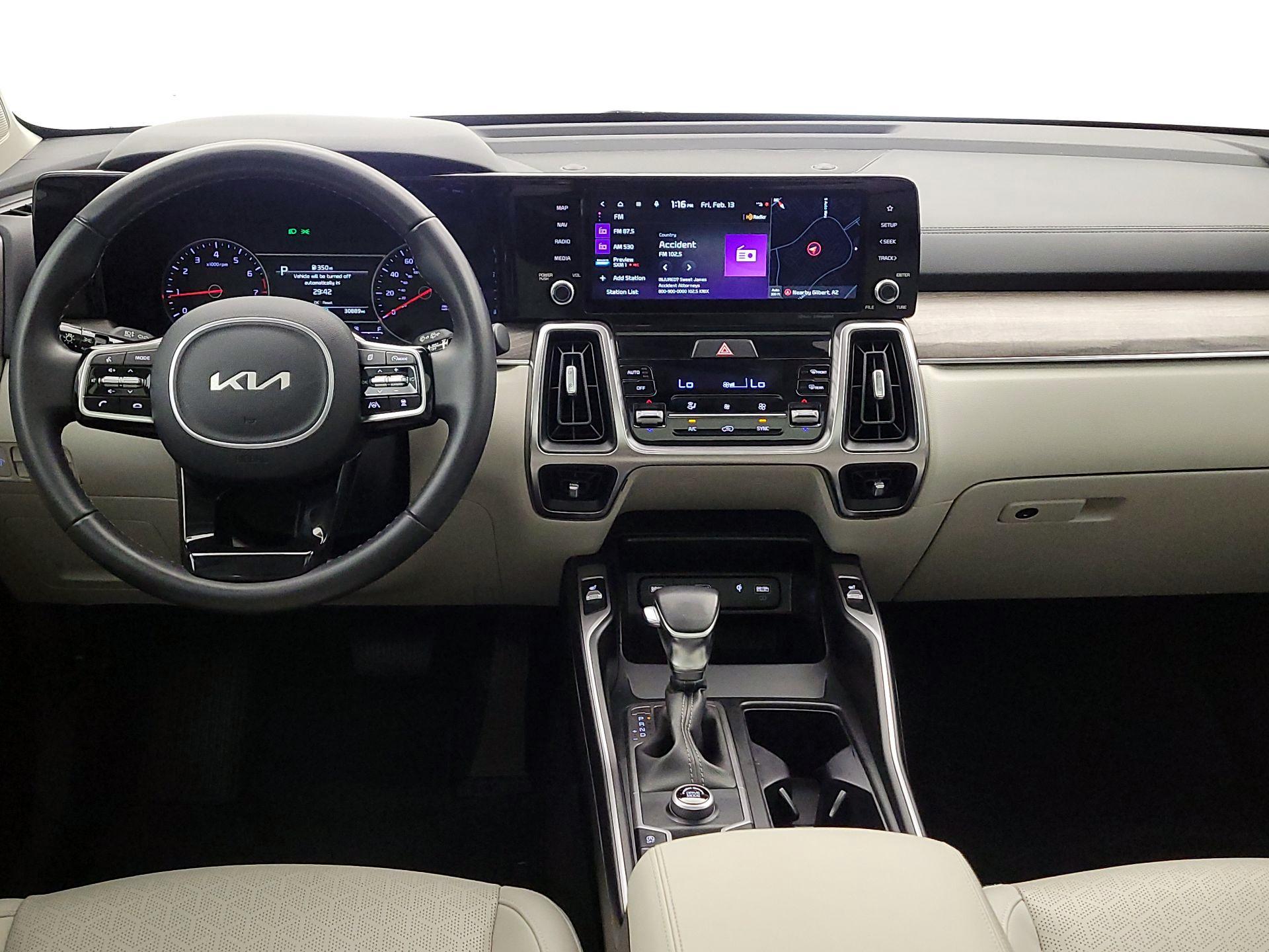 Thumbnail: 2023 Kia Sorento - 9