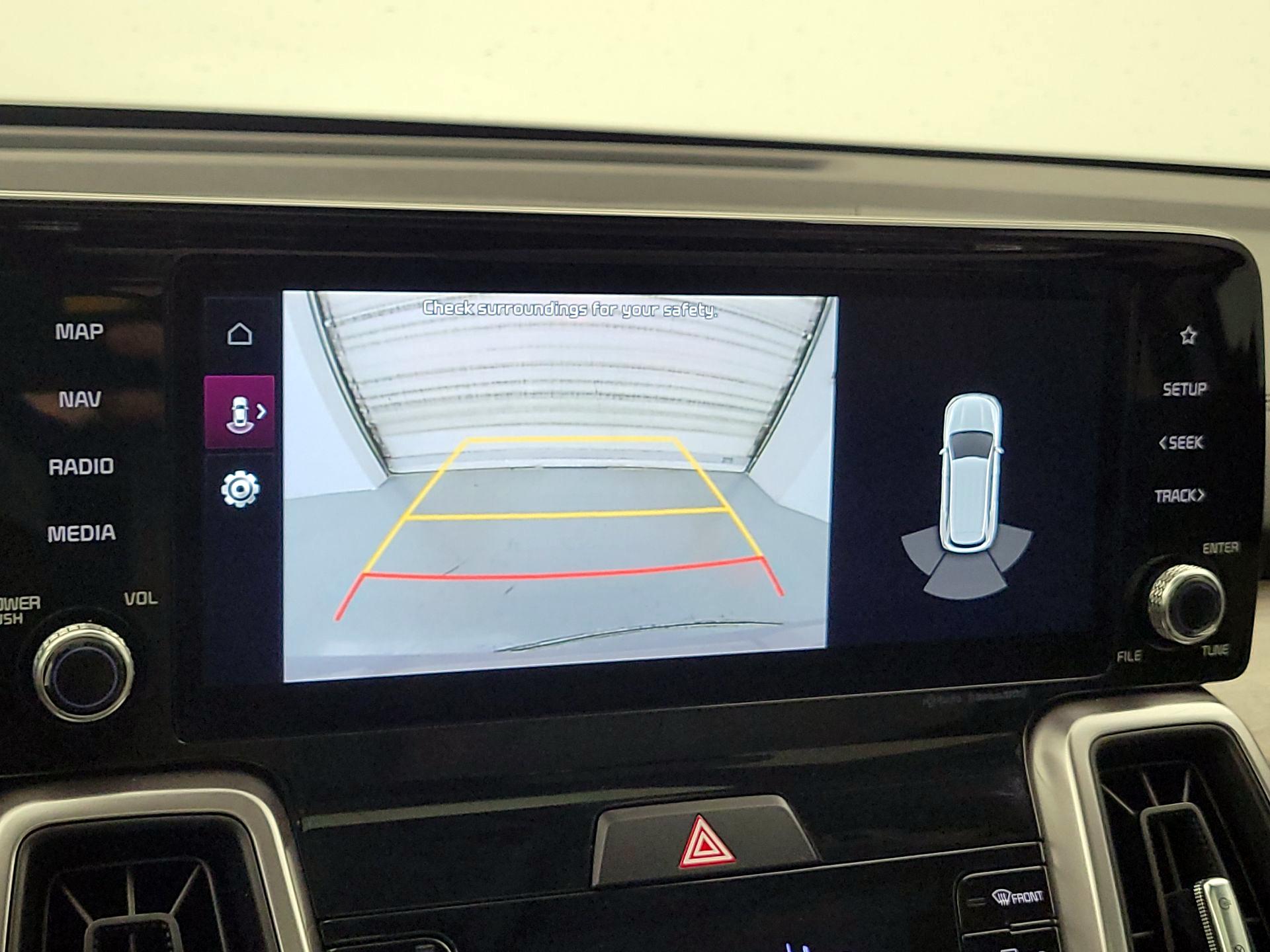 Thumbnail: 2023 Kia Sorento - 14