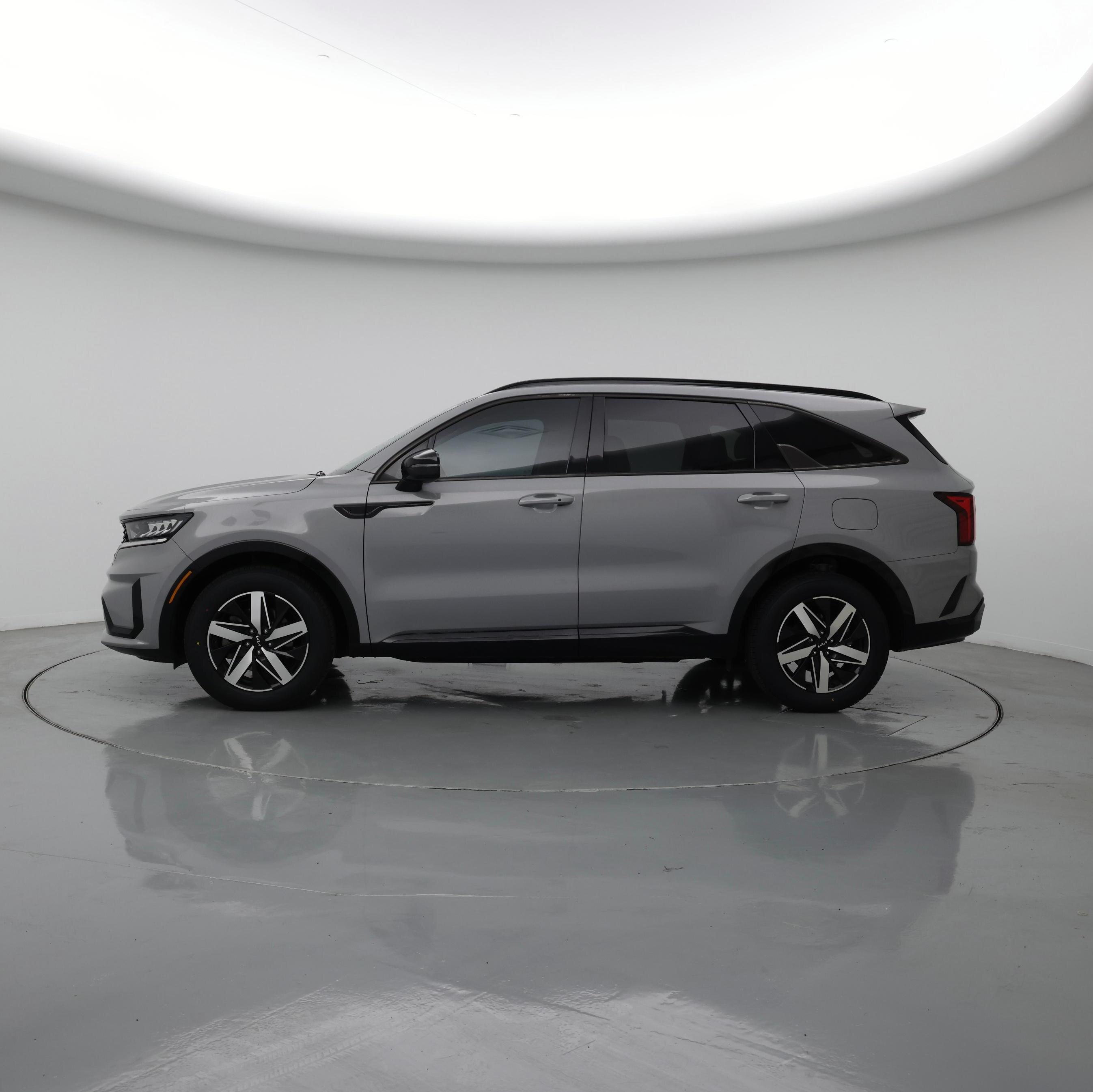 Thumbnail: 2023 Kia Sorento - 3