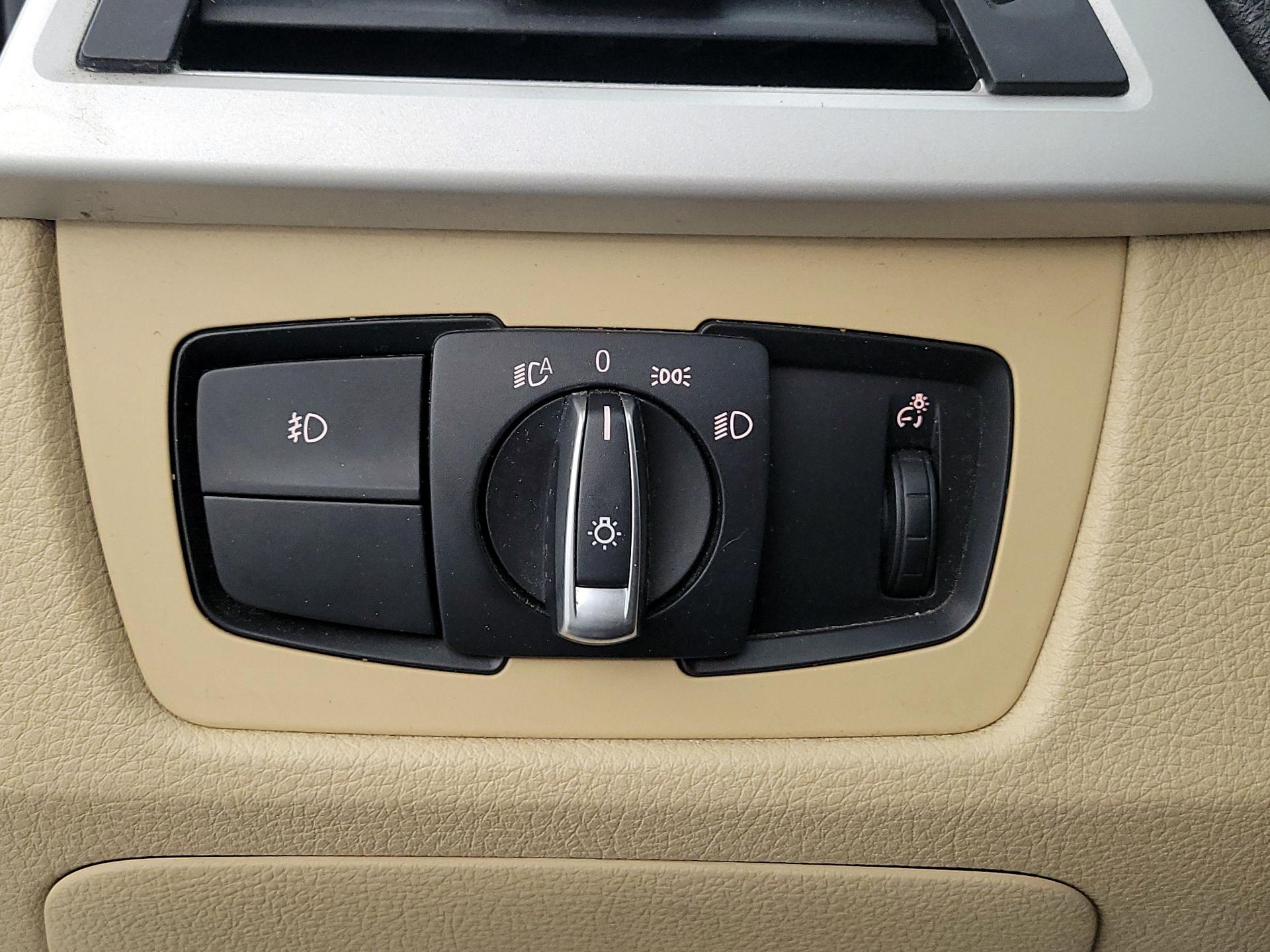 Thumbnail: 2017 BMW 3 Series - 13