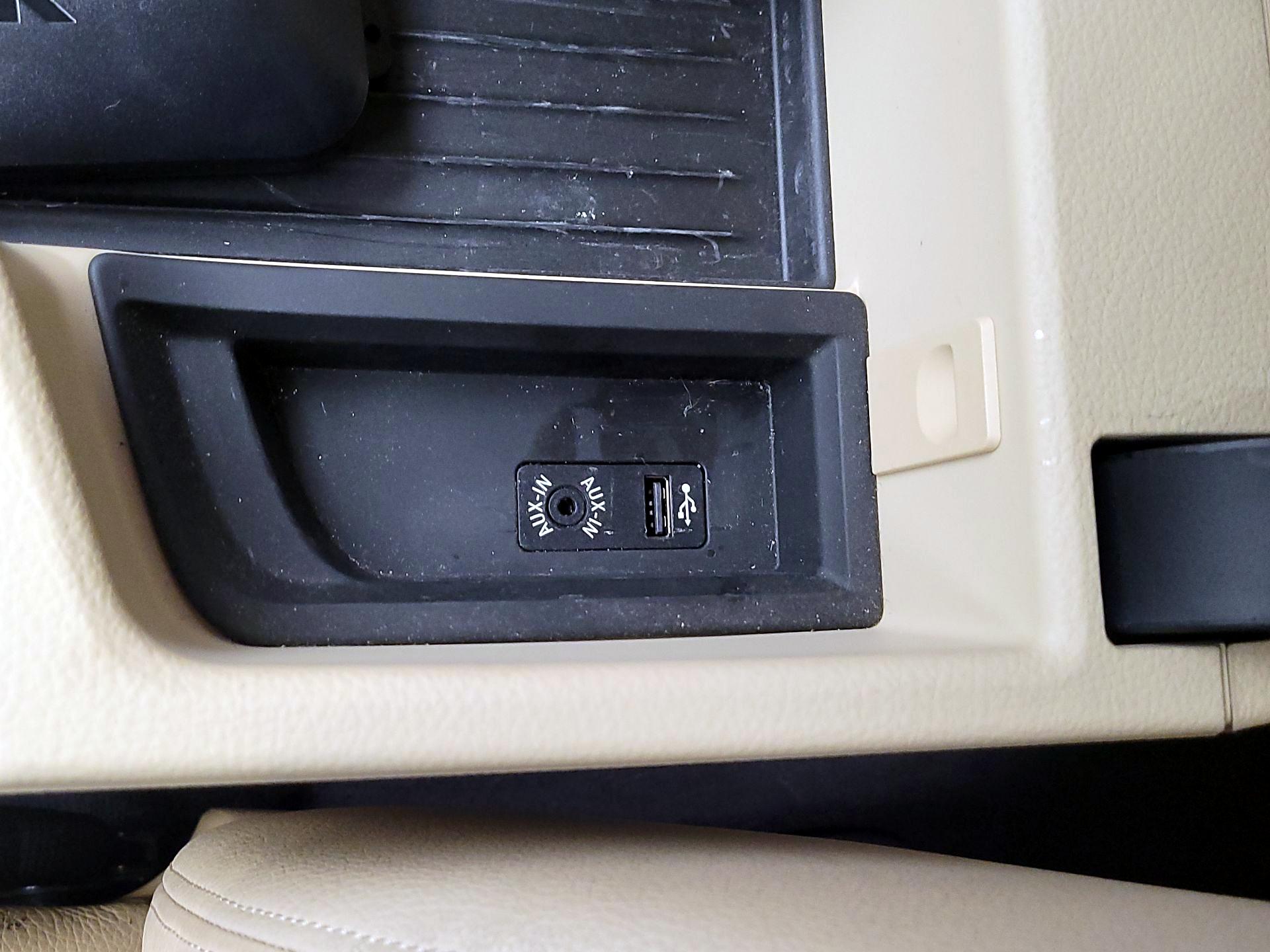 Thumbnail: 2017 BMW 3 Series - 19