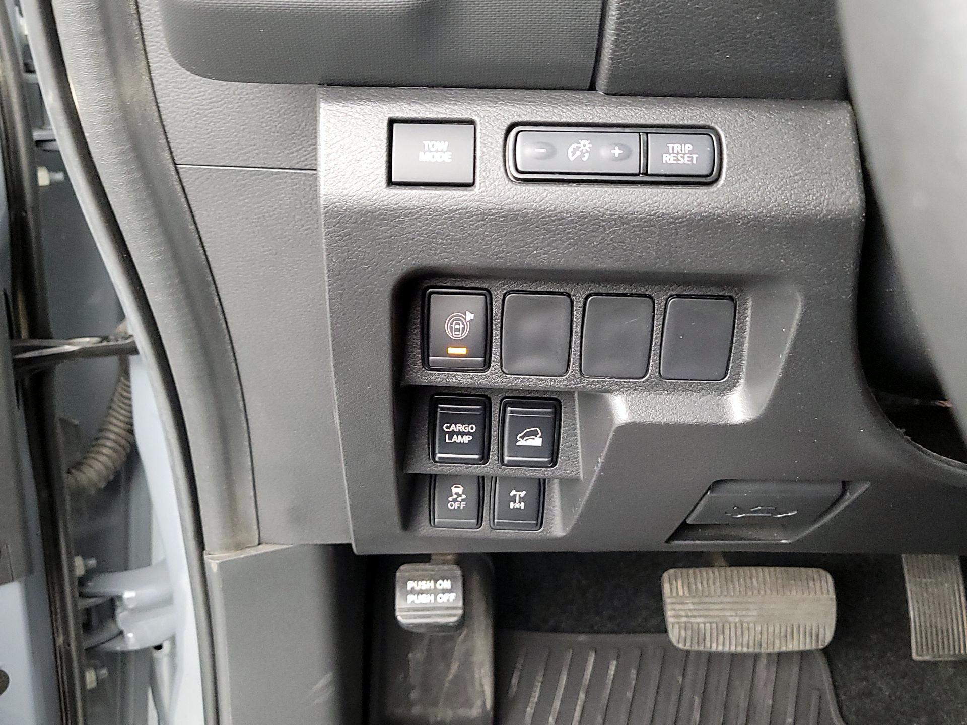 Thumbnail: 2024 Nissan Frontier - 13