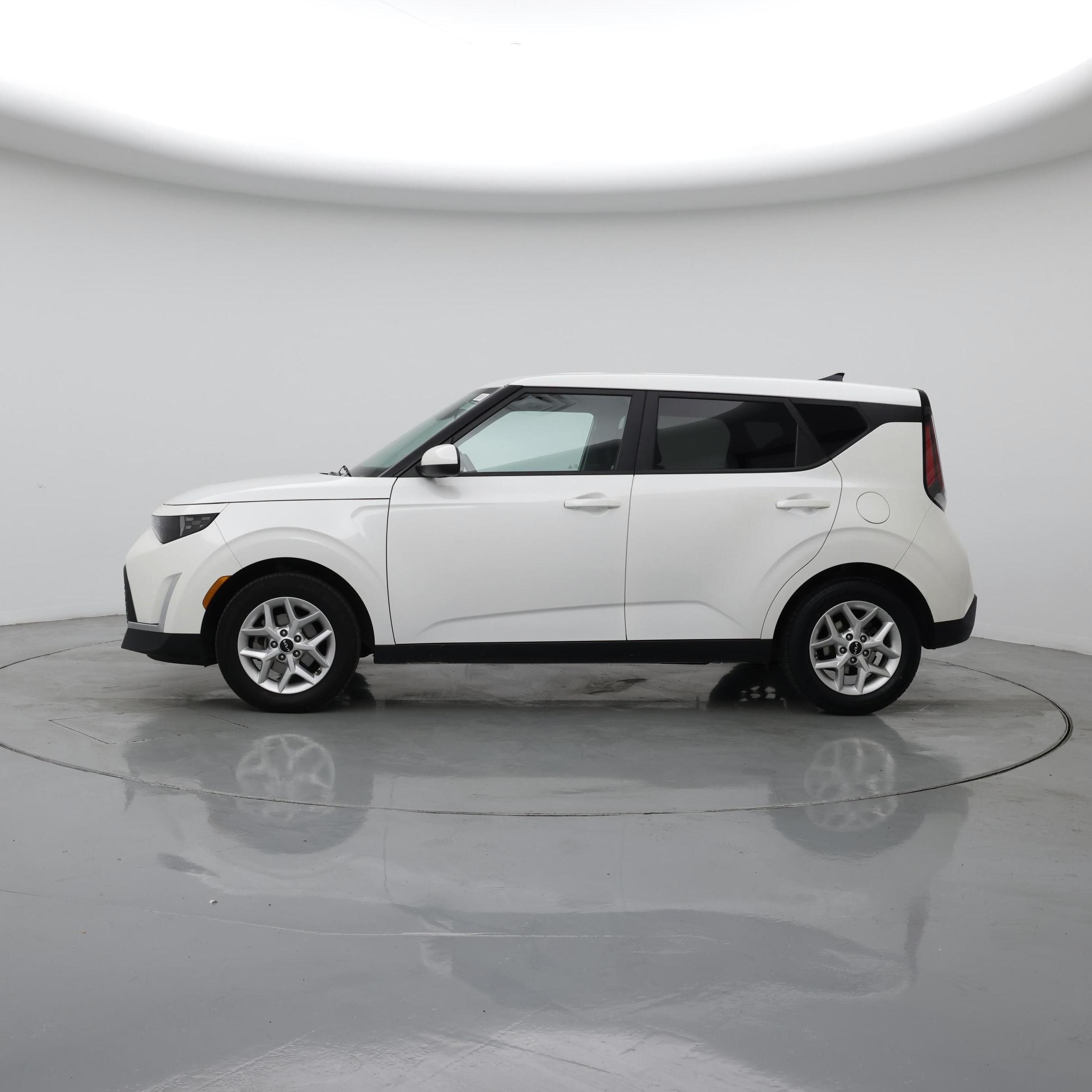 Thumbnail: 2024 Kia Soul - 3
