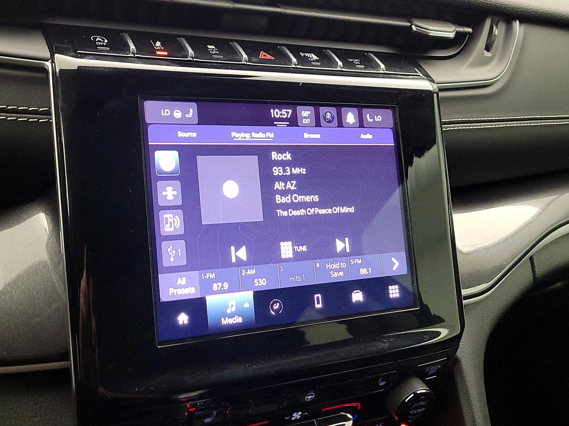 Thumbnail: 2022 Jeep Grand Cherokee L - 15