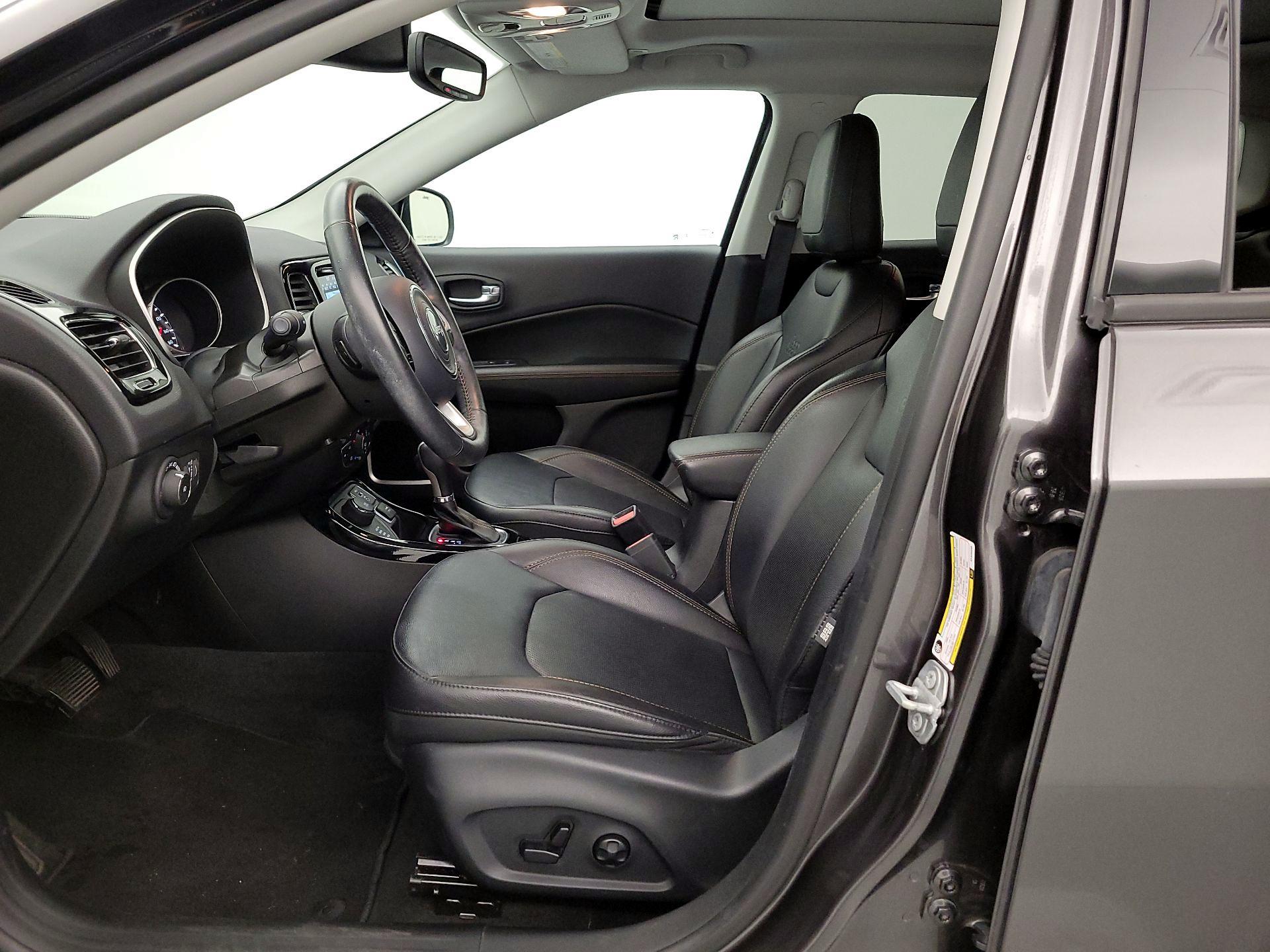 Thumbnail: 2019 Jeep Compass - 11