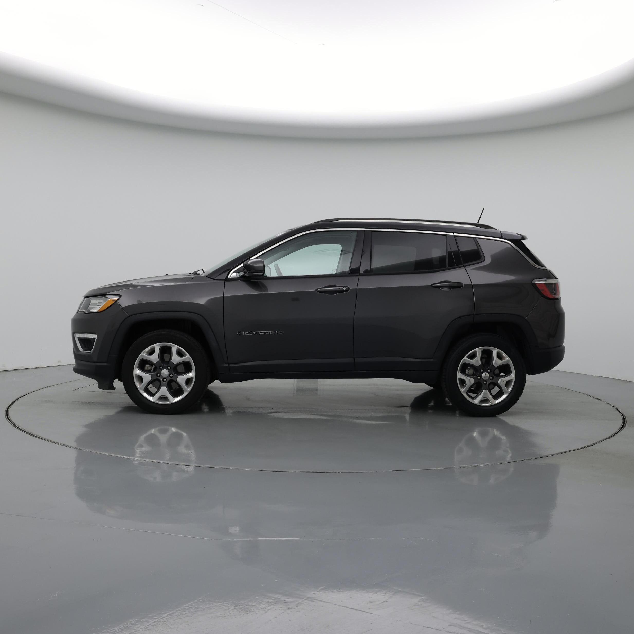 Thumbnail: 2019 Jeep Compass - 3