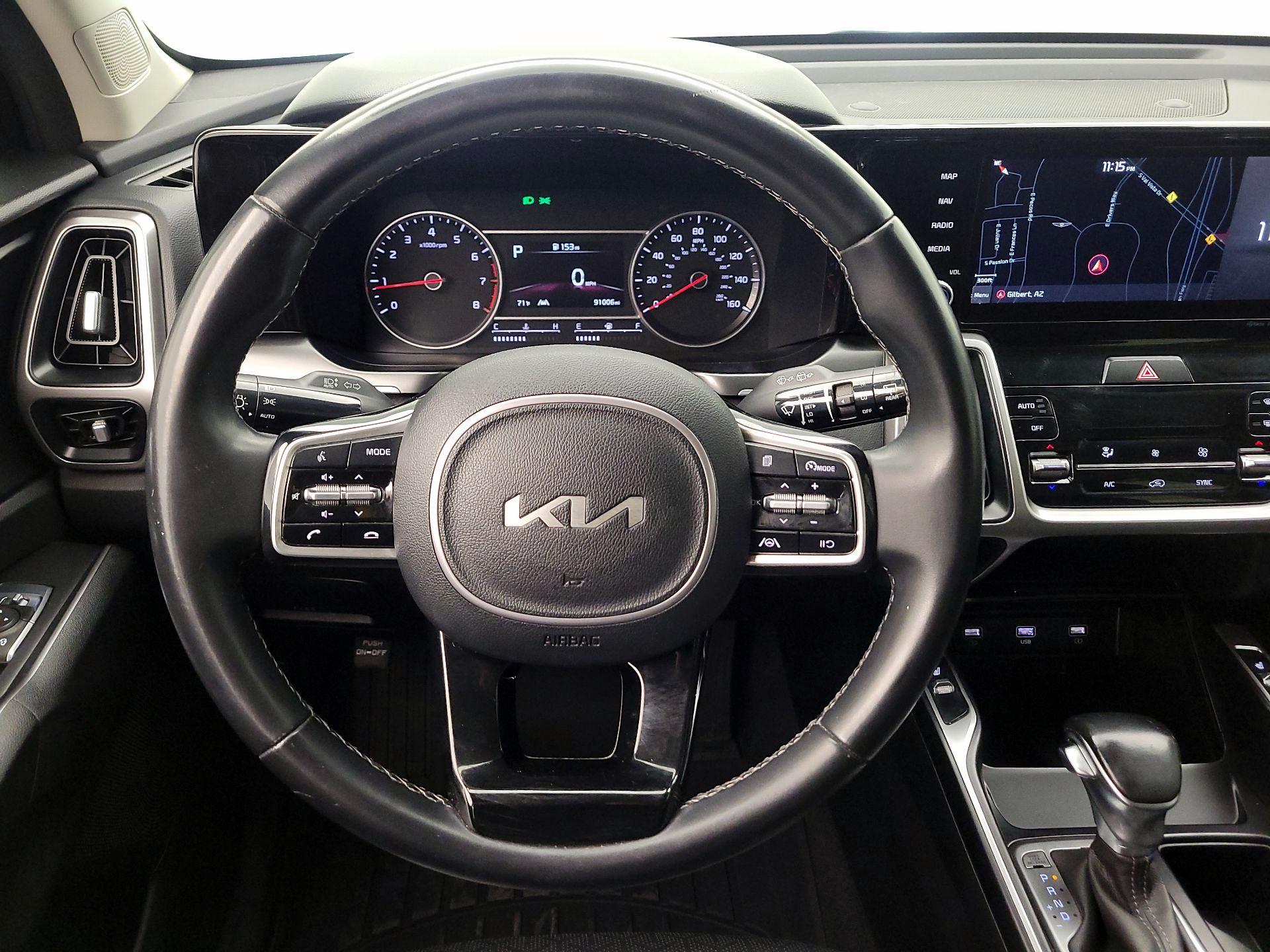 Thumbnail: 2022 Kia Sorento - 10