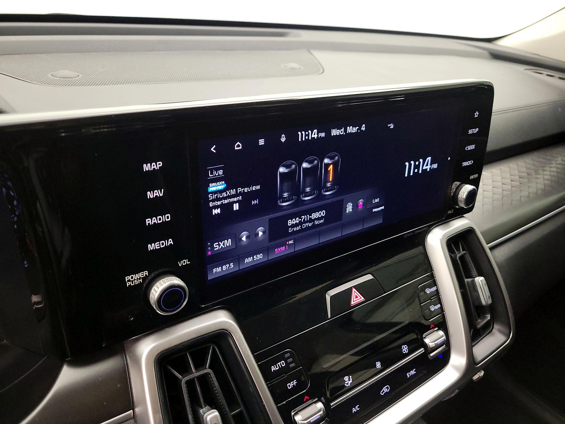 Thumbnail: 2022 Kia Sorento - 16