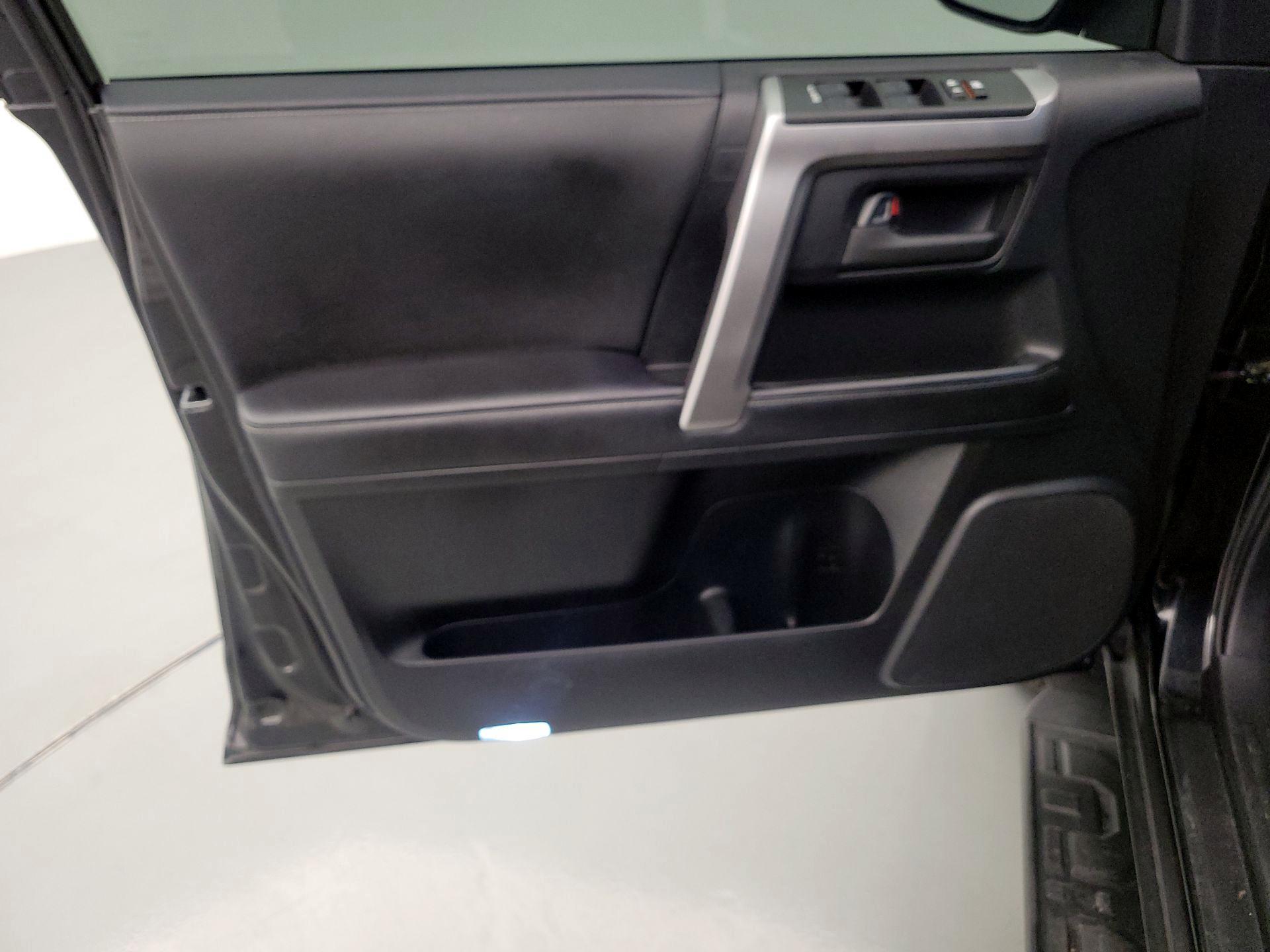 Thumbnail: 2024 Toyota 4Runner - 12